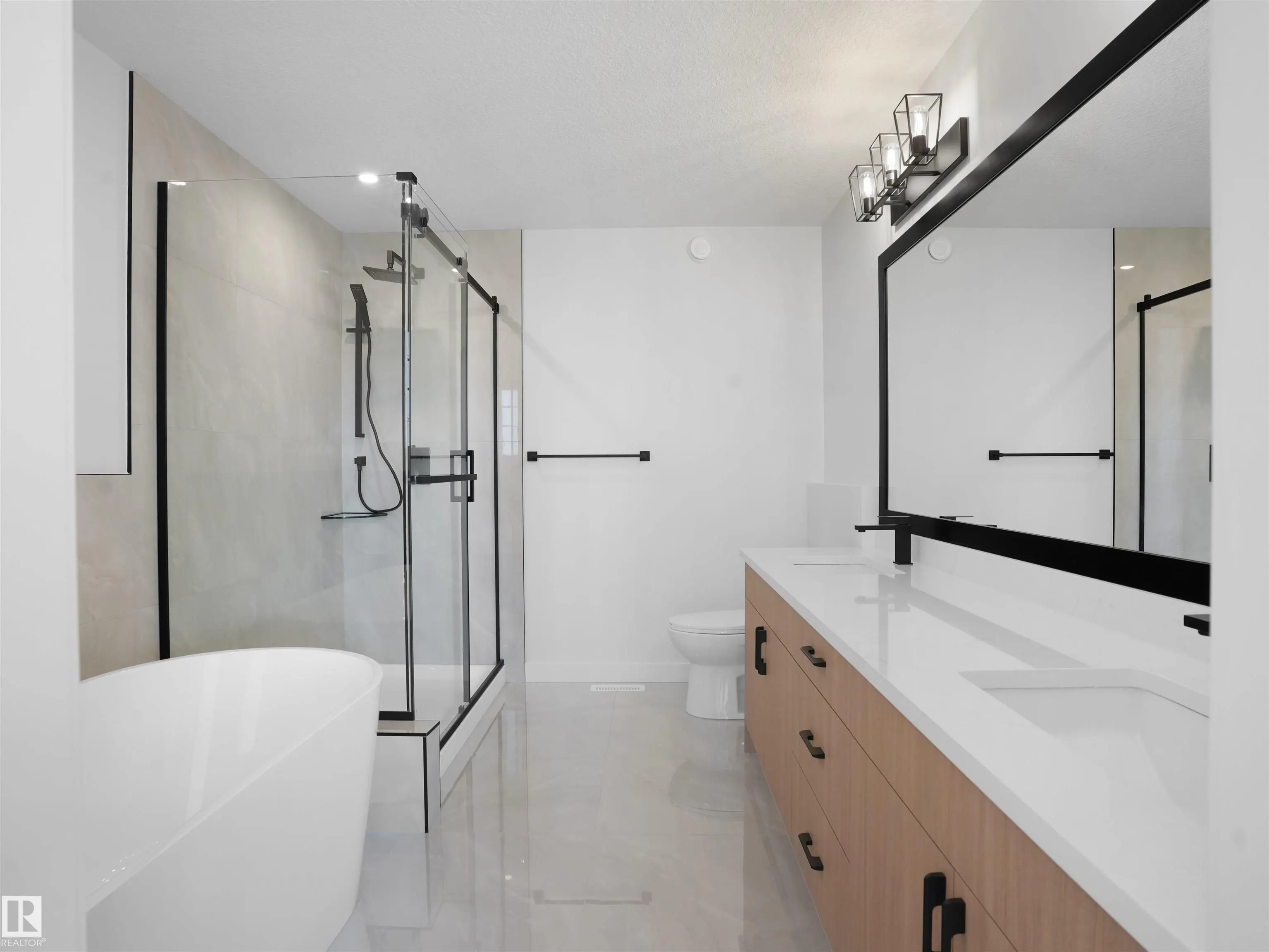 955 Elderberry Landing