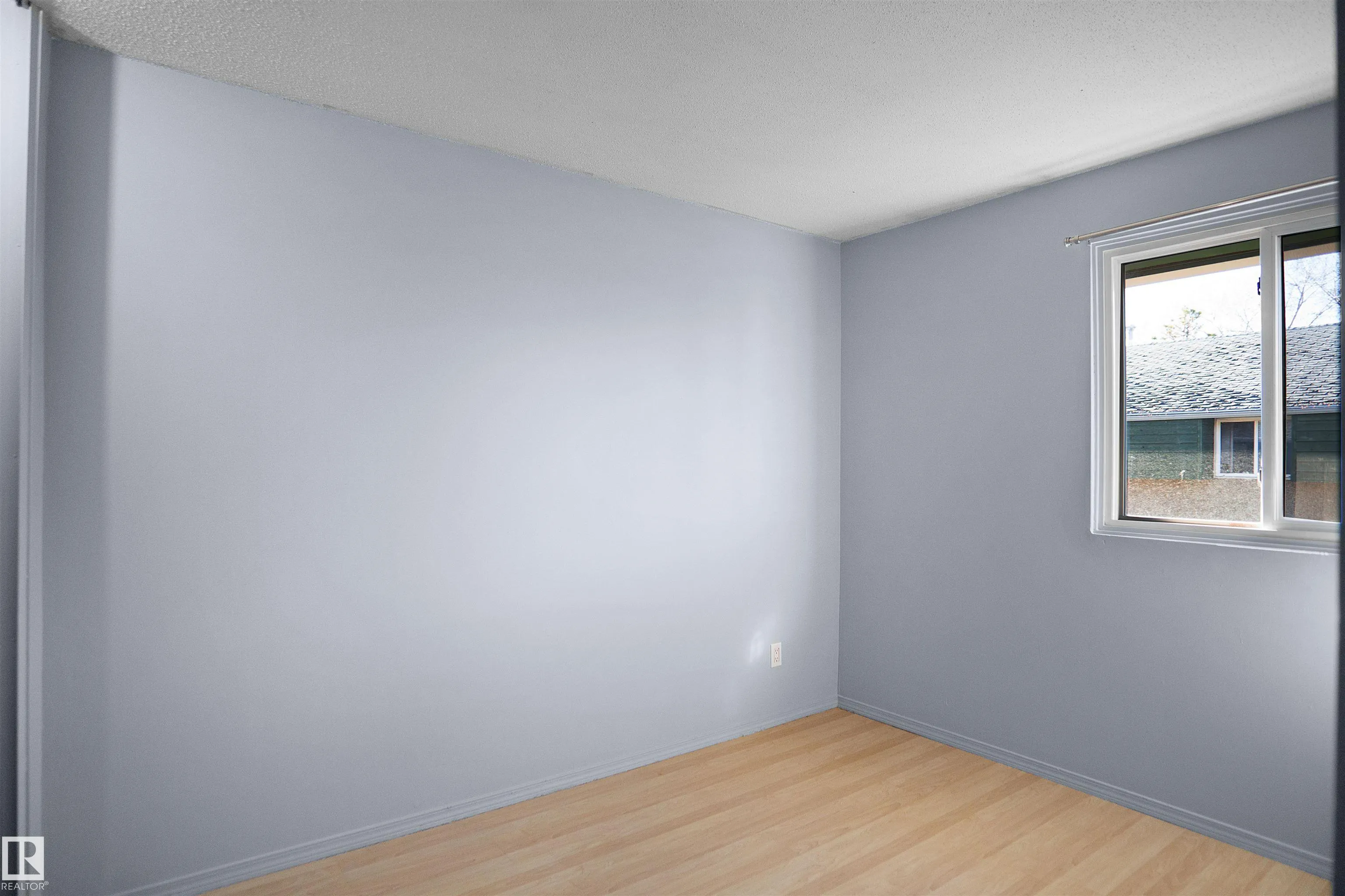 887 ABBOTTSFIELD Road