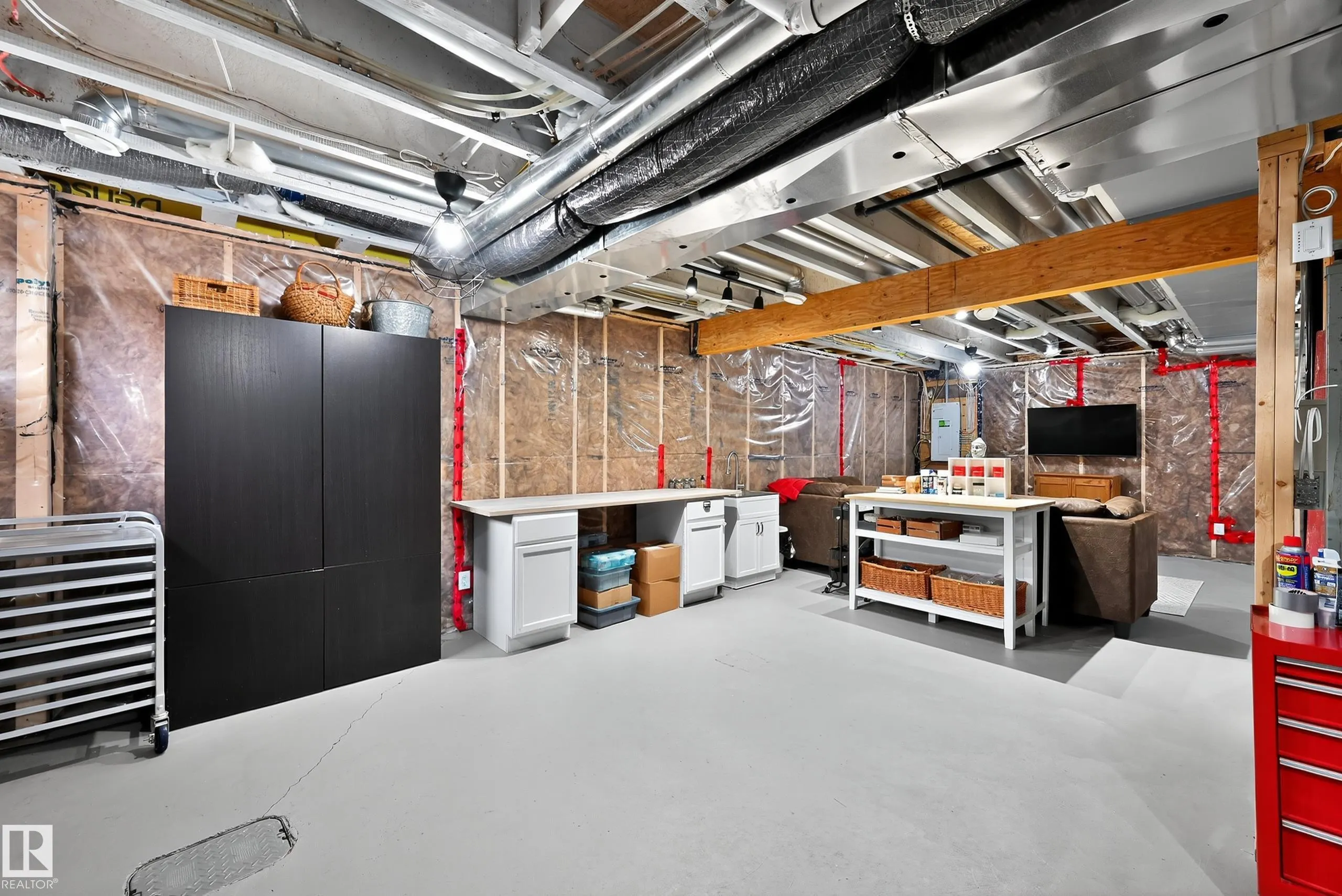 1184 ROSENTHAL Boulevard