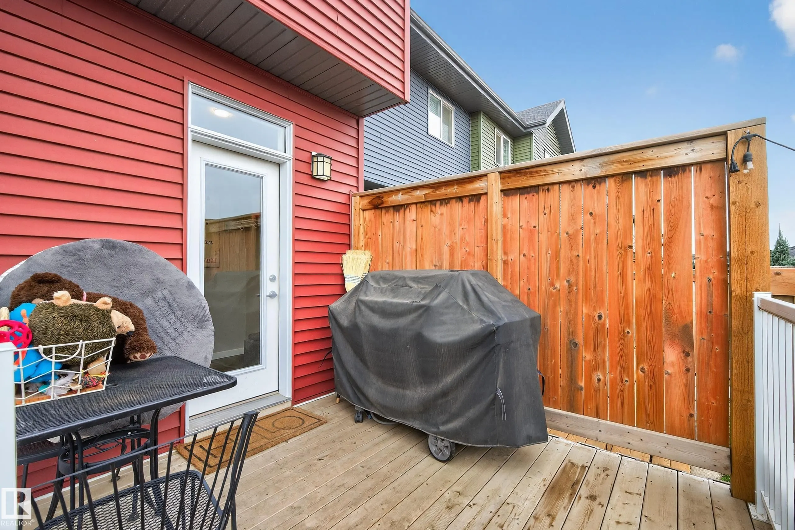 1184 ROSENTHAL Boulevard