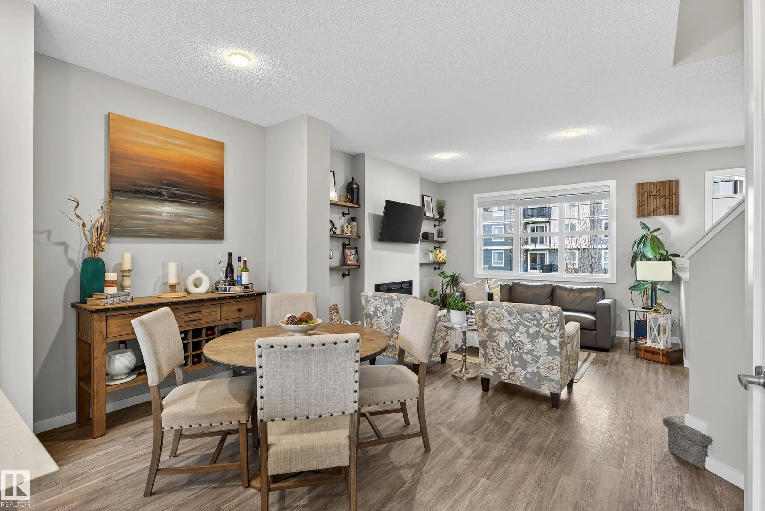 1184 ROSENTHAL Boulevard