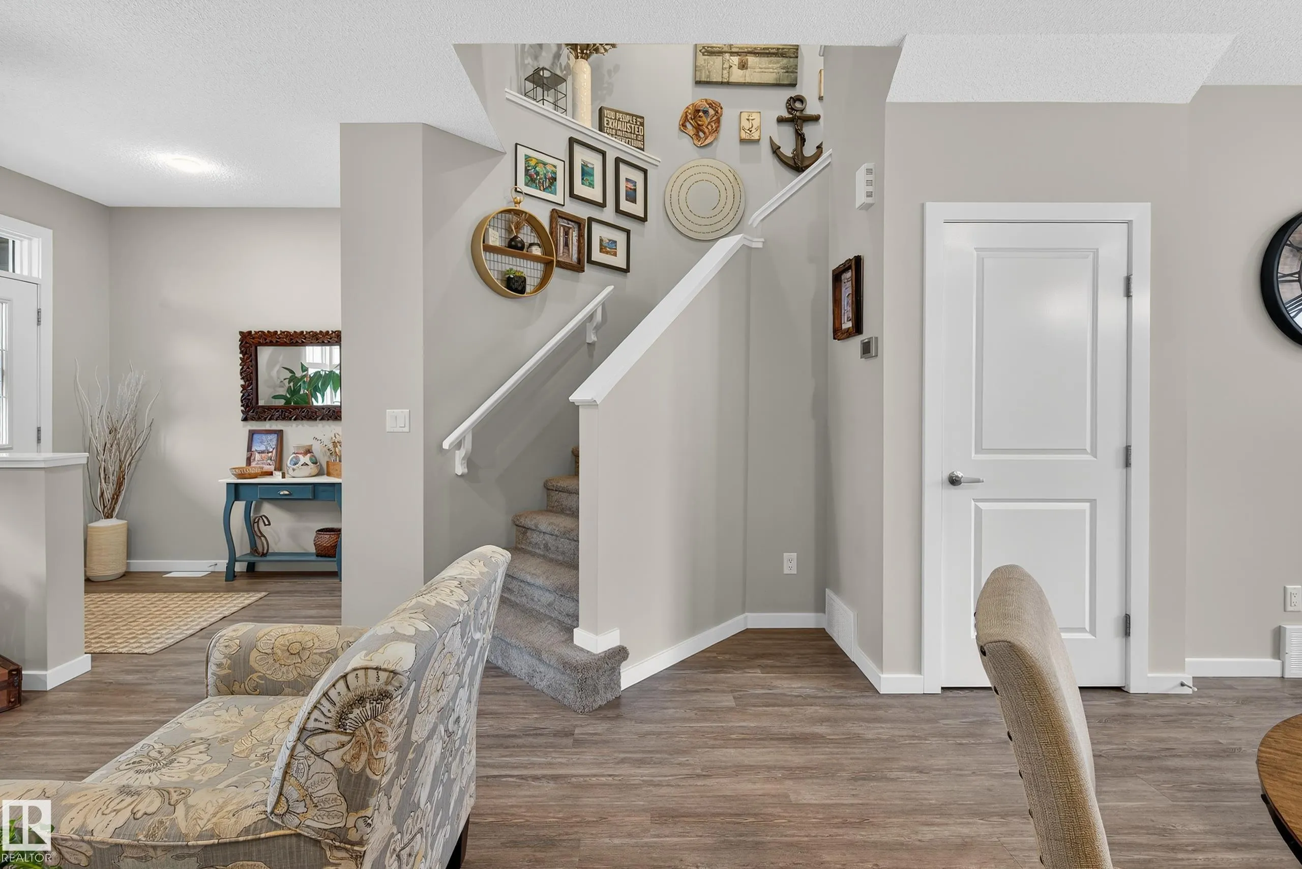 1184 ROSENTHAL Boulevard