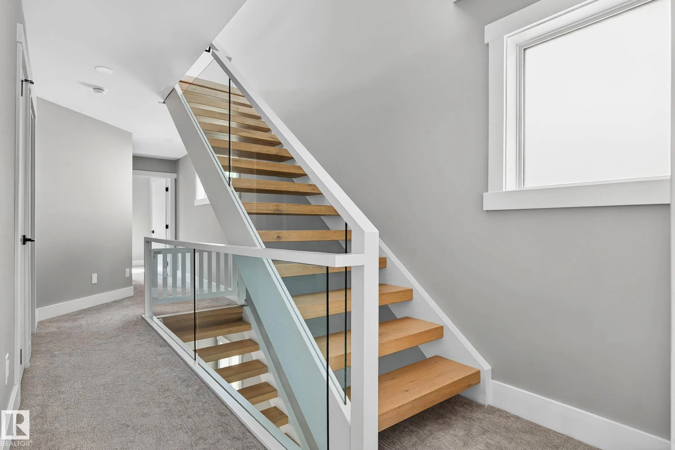 8805 STRATHEARN Drive