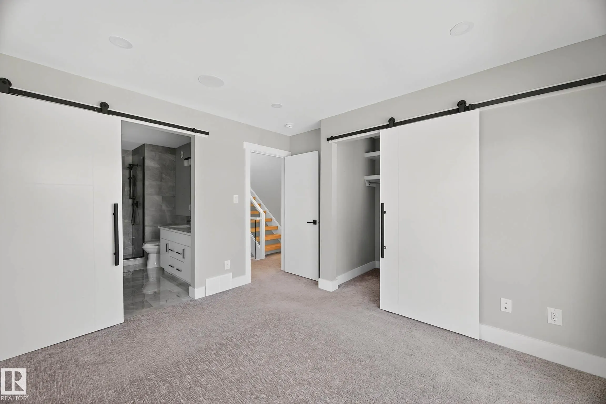 8805 STRATHEARN Drive