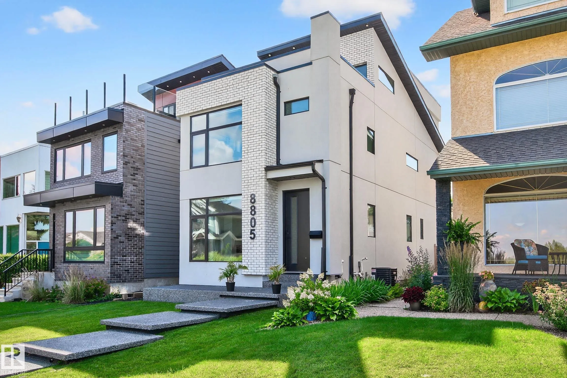 8805 STRATHEARN Drive