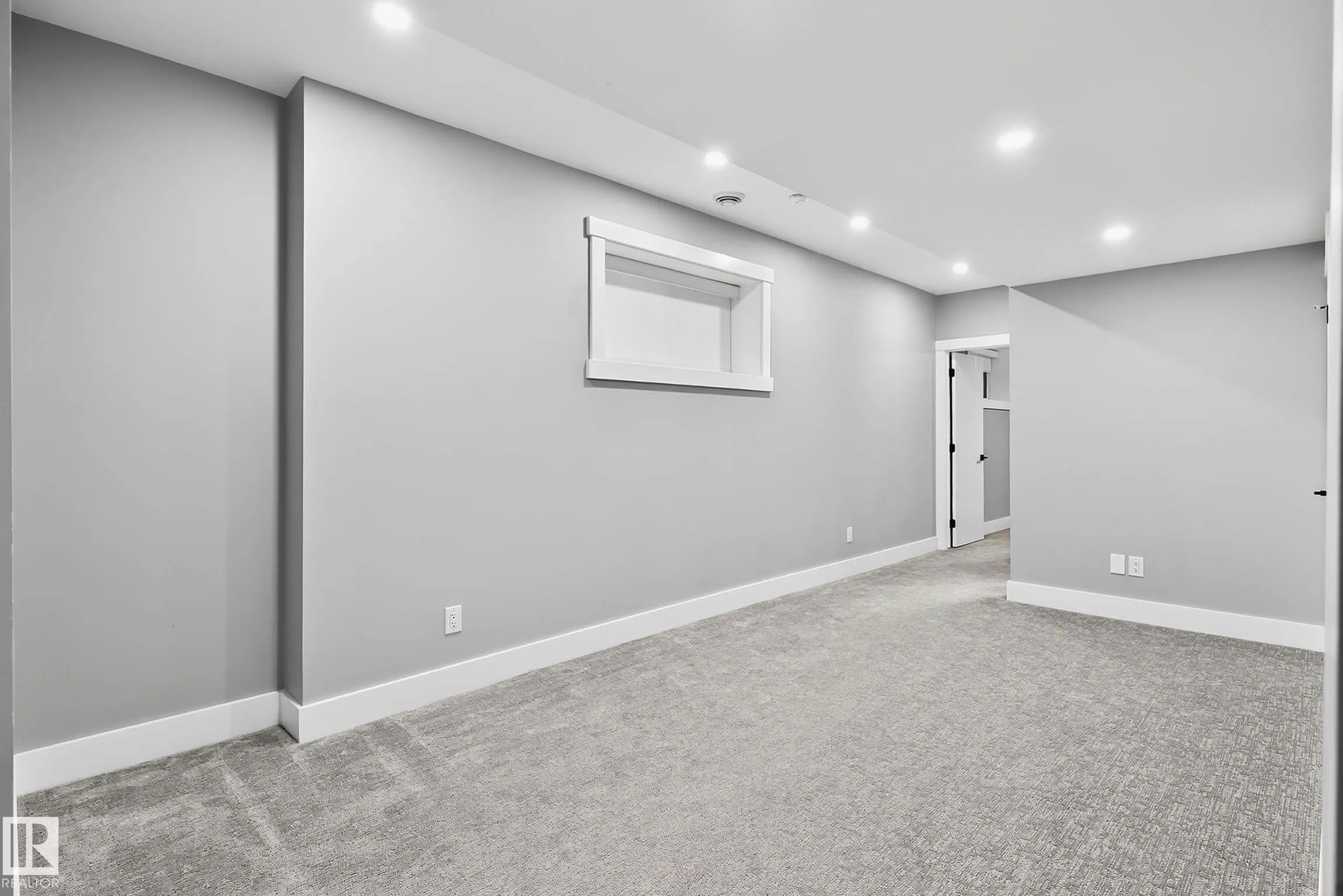 8805 STRATHEARN Drive