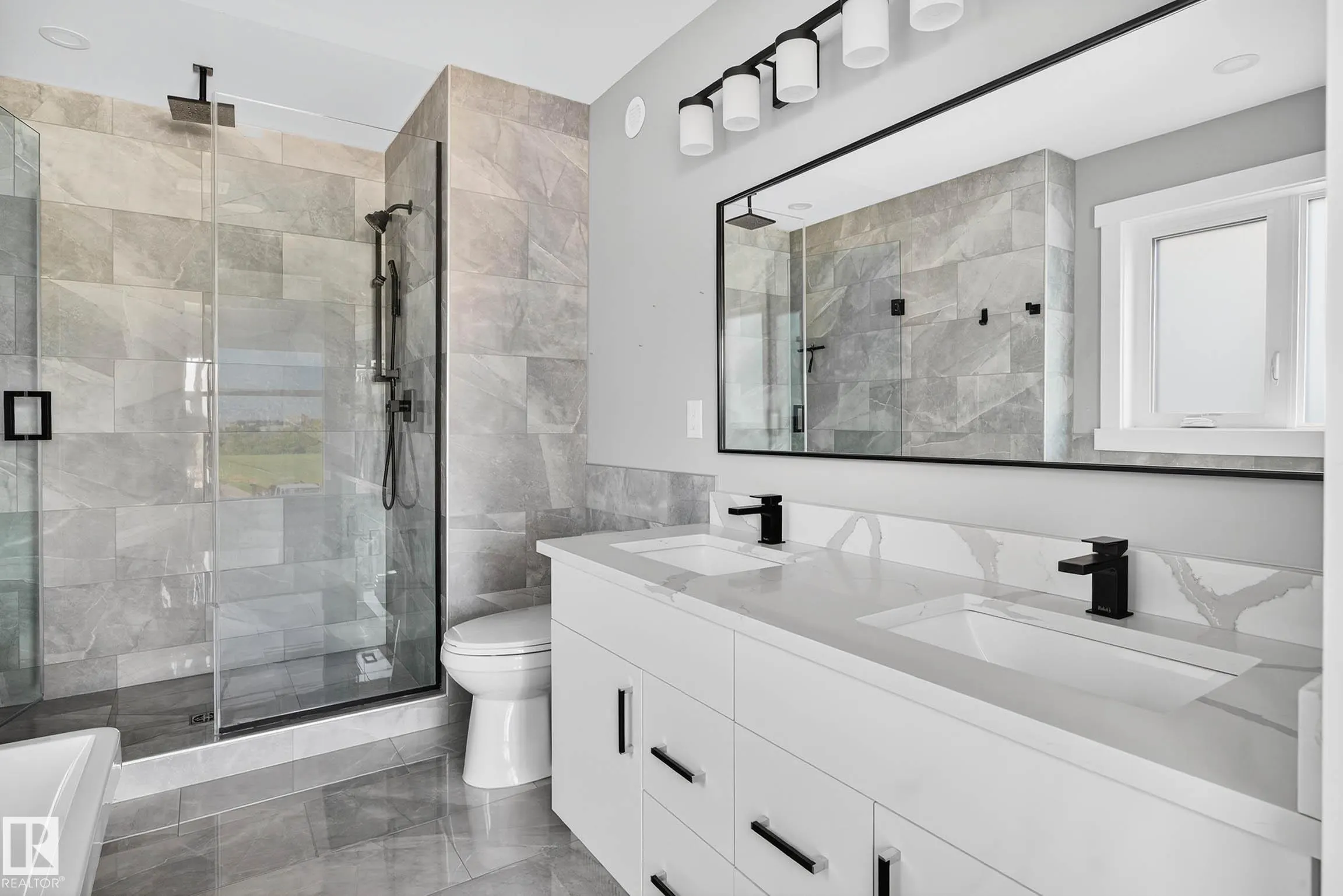 8805 STRATHEARN Drive