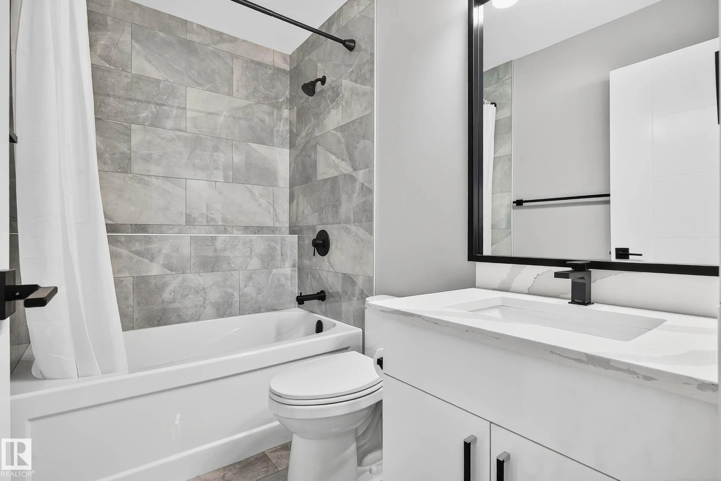 8805 STRATHEARN Drive