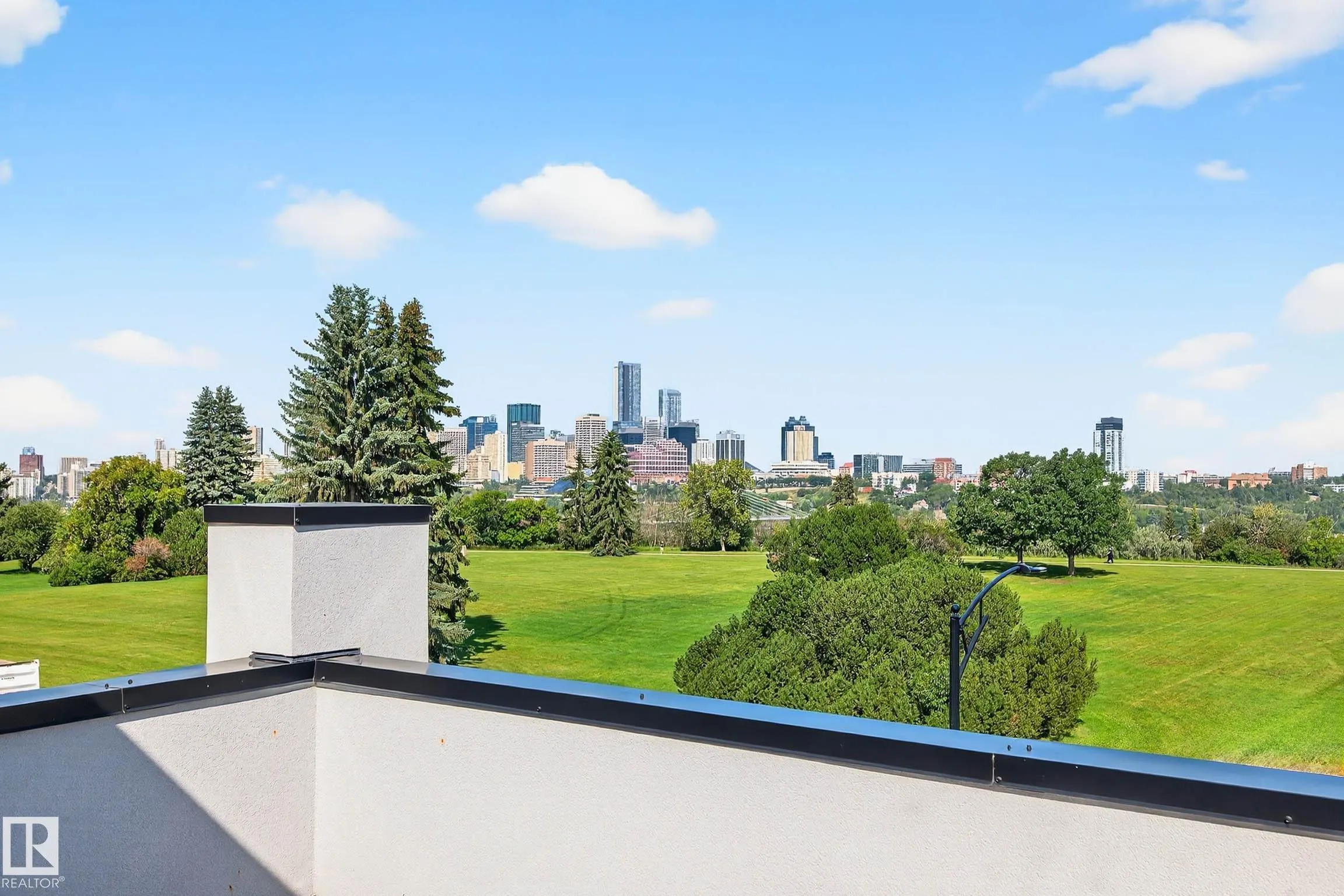 8805 STRATHEARN Drive