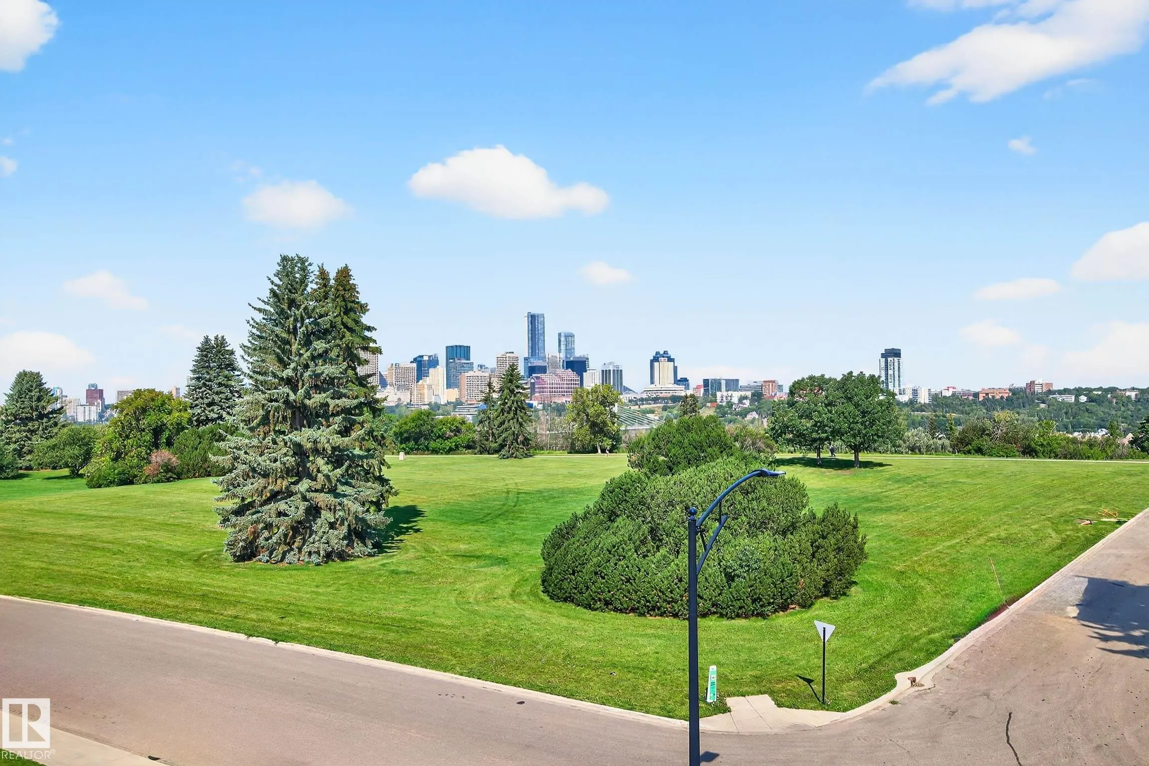 8805 STRATHEARN Drive