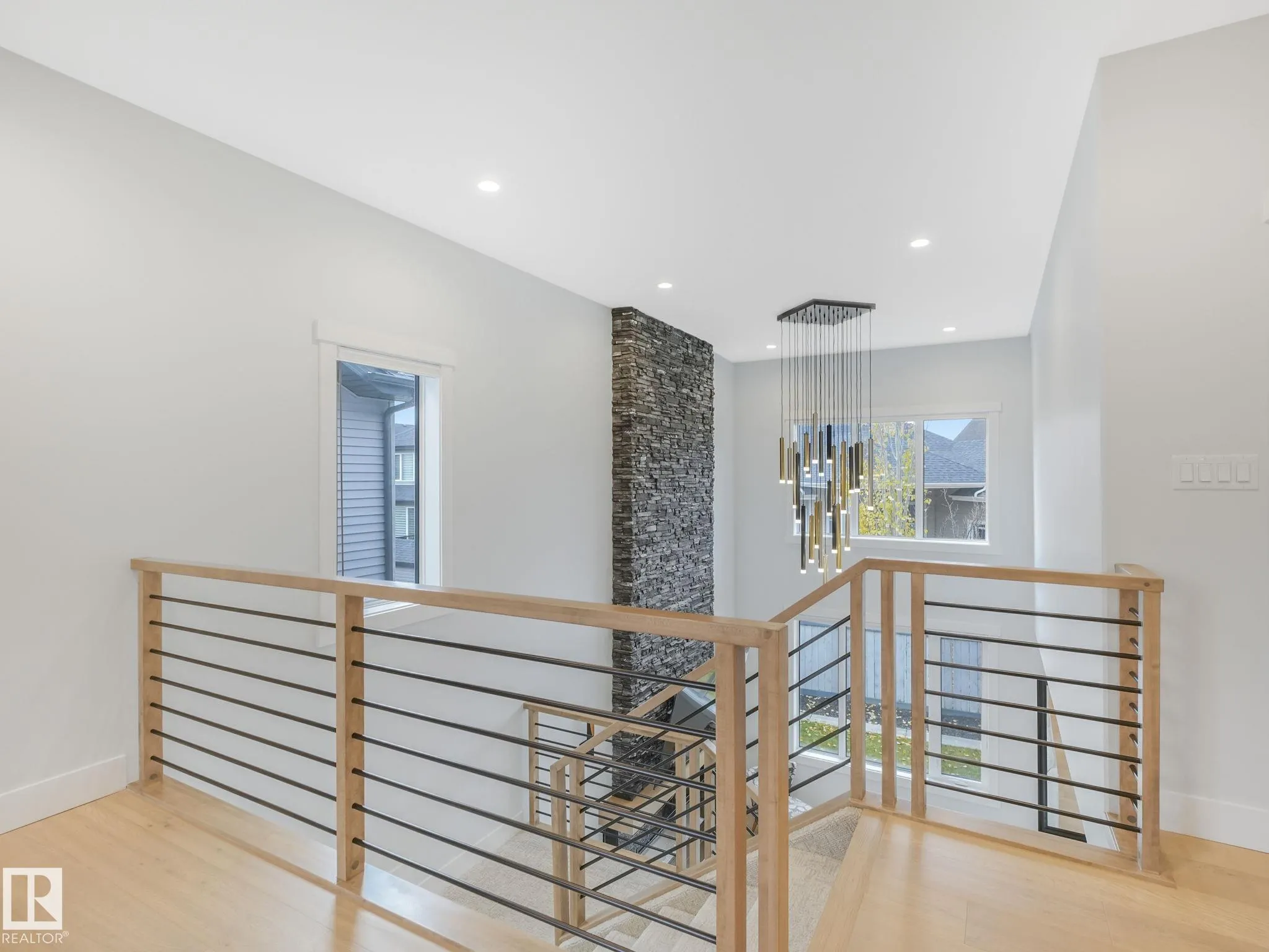 53 AUTUMNWOOD Crescent