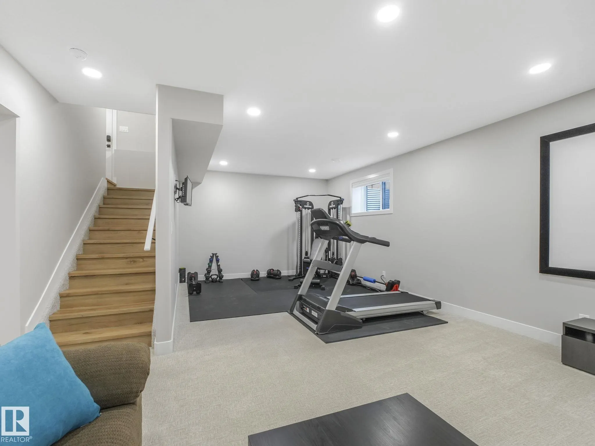 53 AUTUMNWOOD Crescent