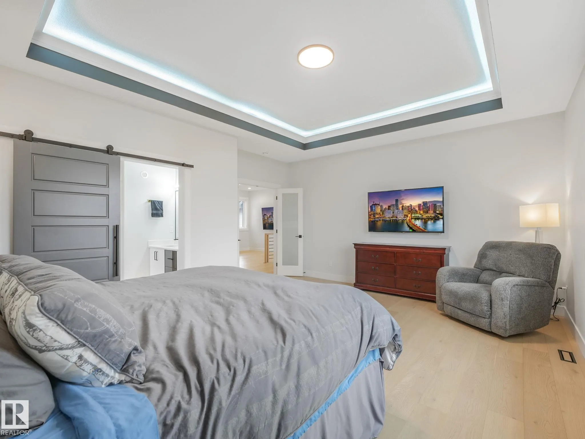 53 AUTUMNWOOD Crescent