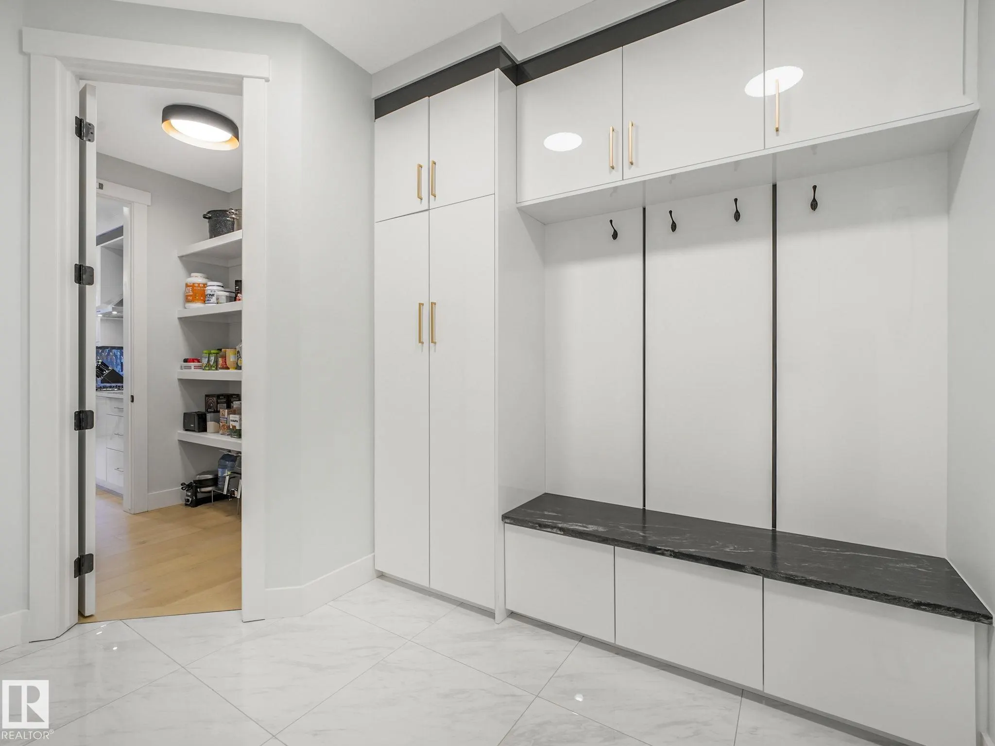 53 AUTUMNWOOD Crescent