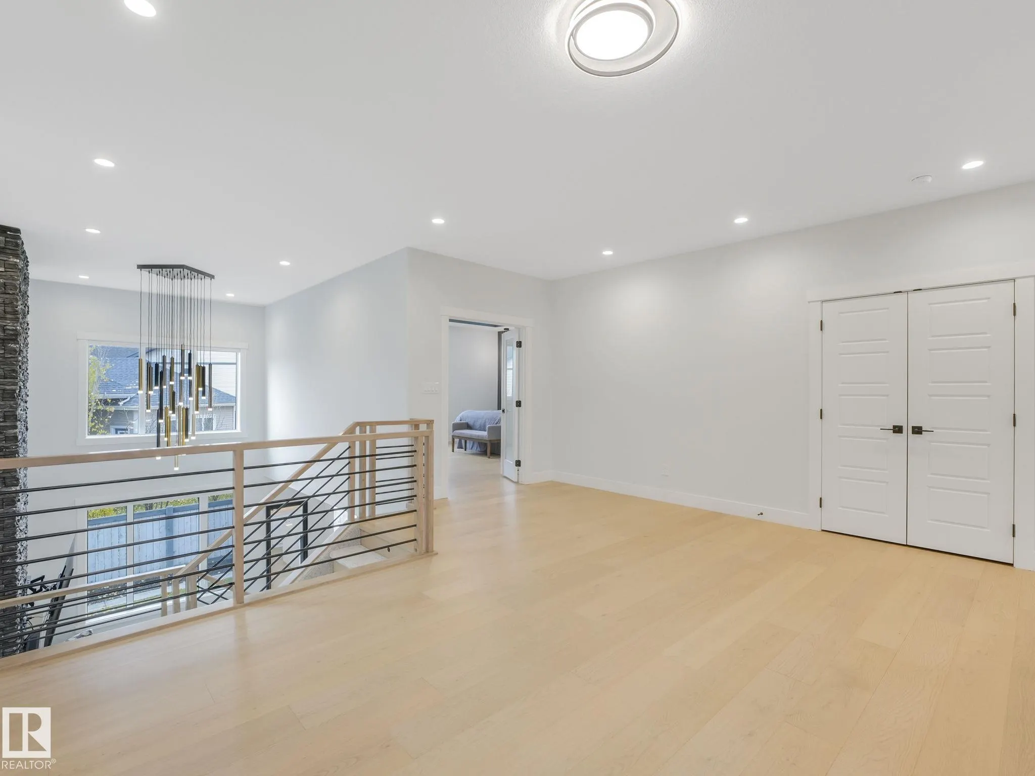 53 AUTUMNWOOD Crescent