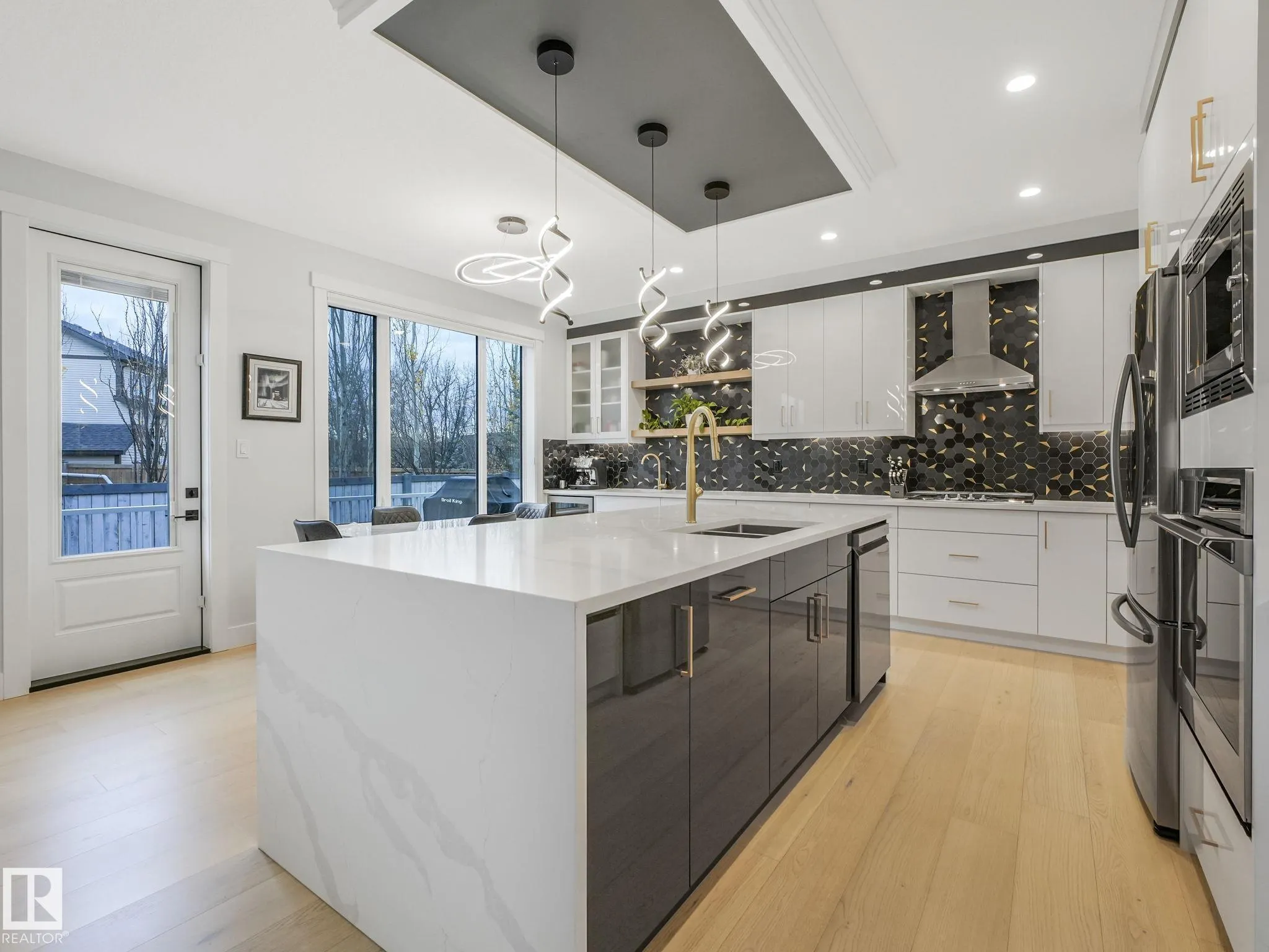 53 AUTUMNWOOD Crescent