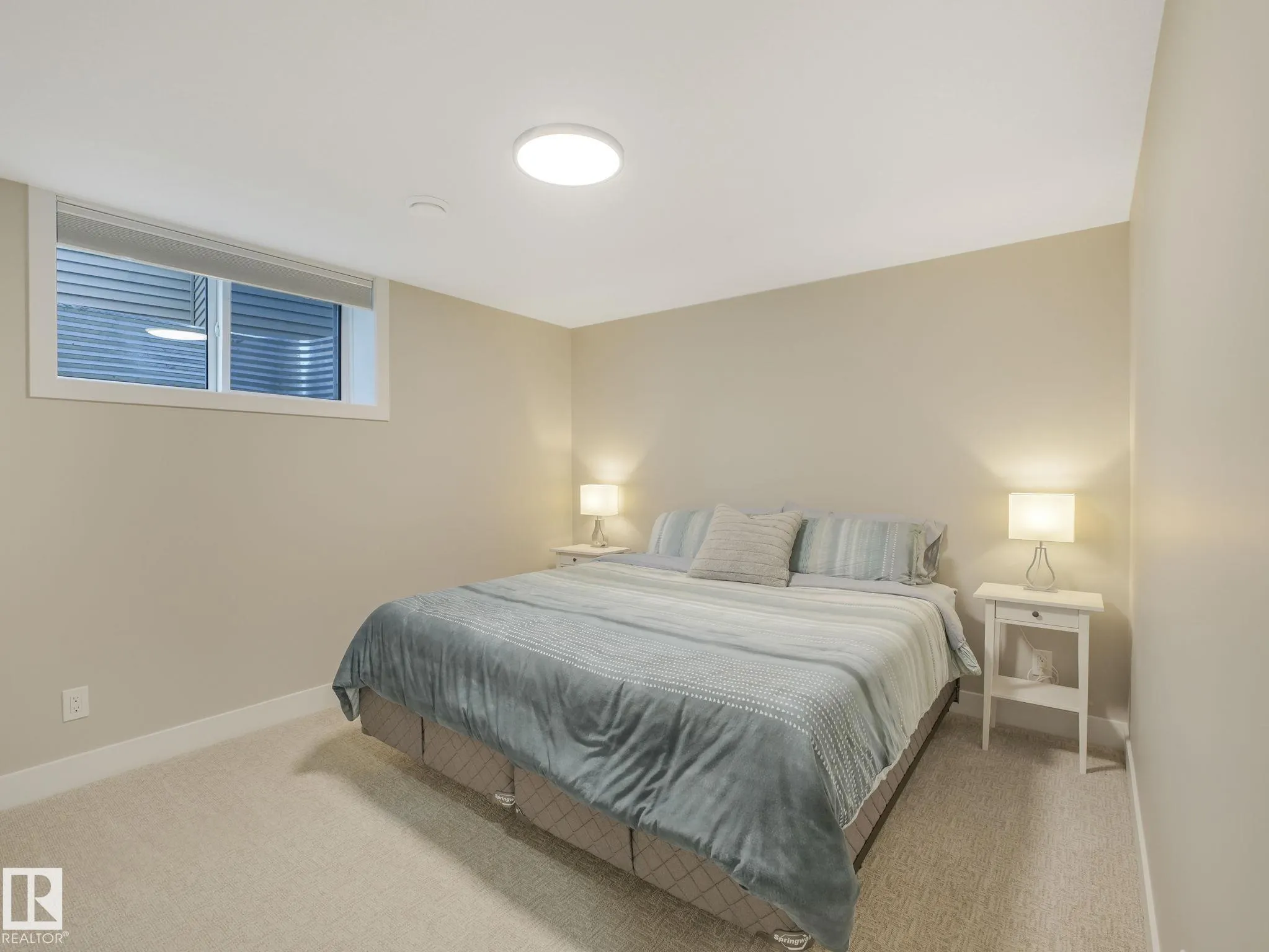 53 AUTUMNWOOD Crescent