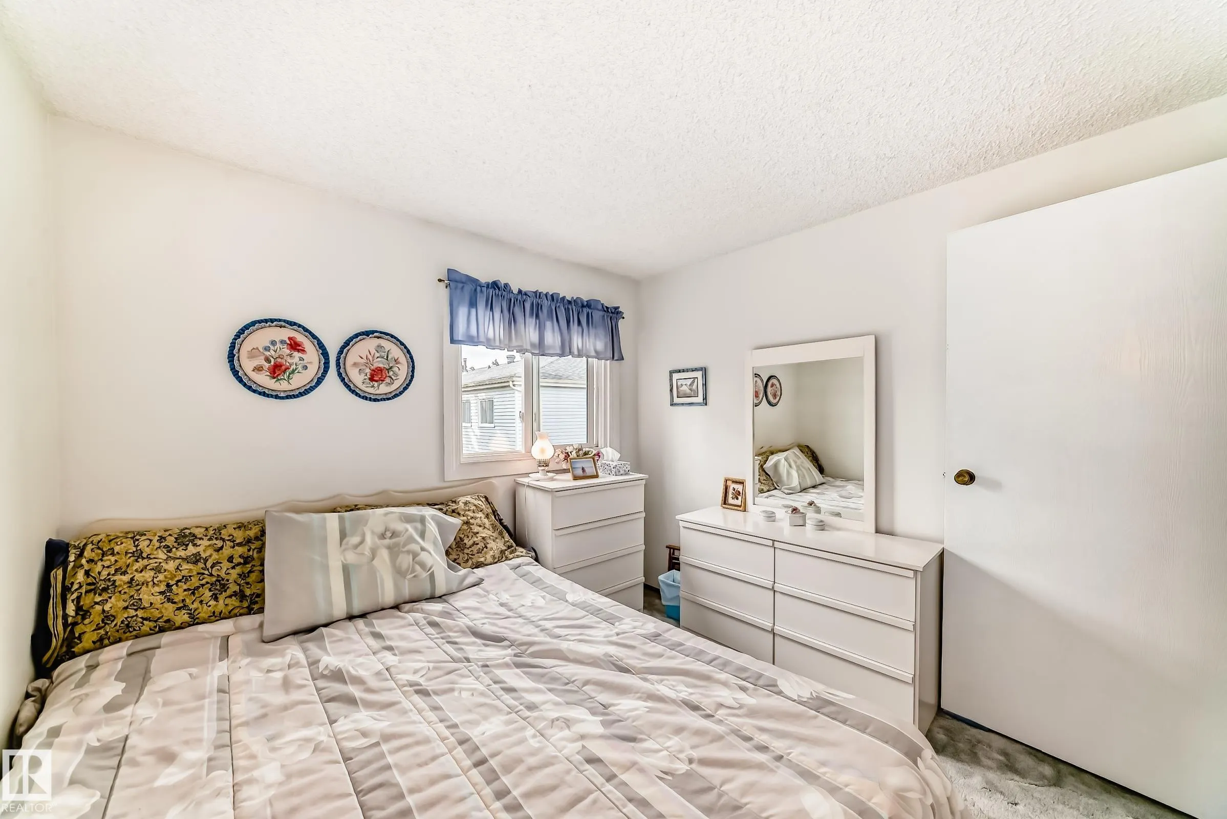 2030 BRENTWOOD Boulevard