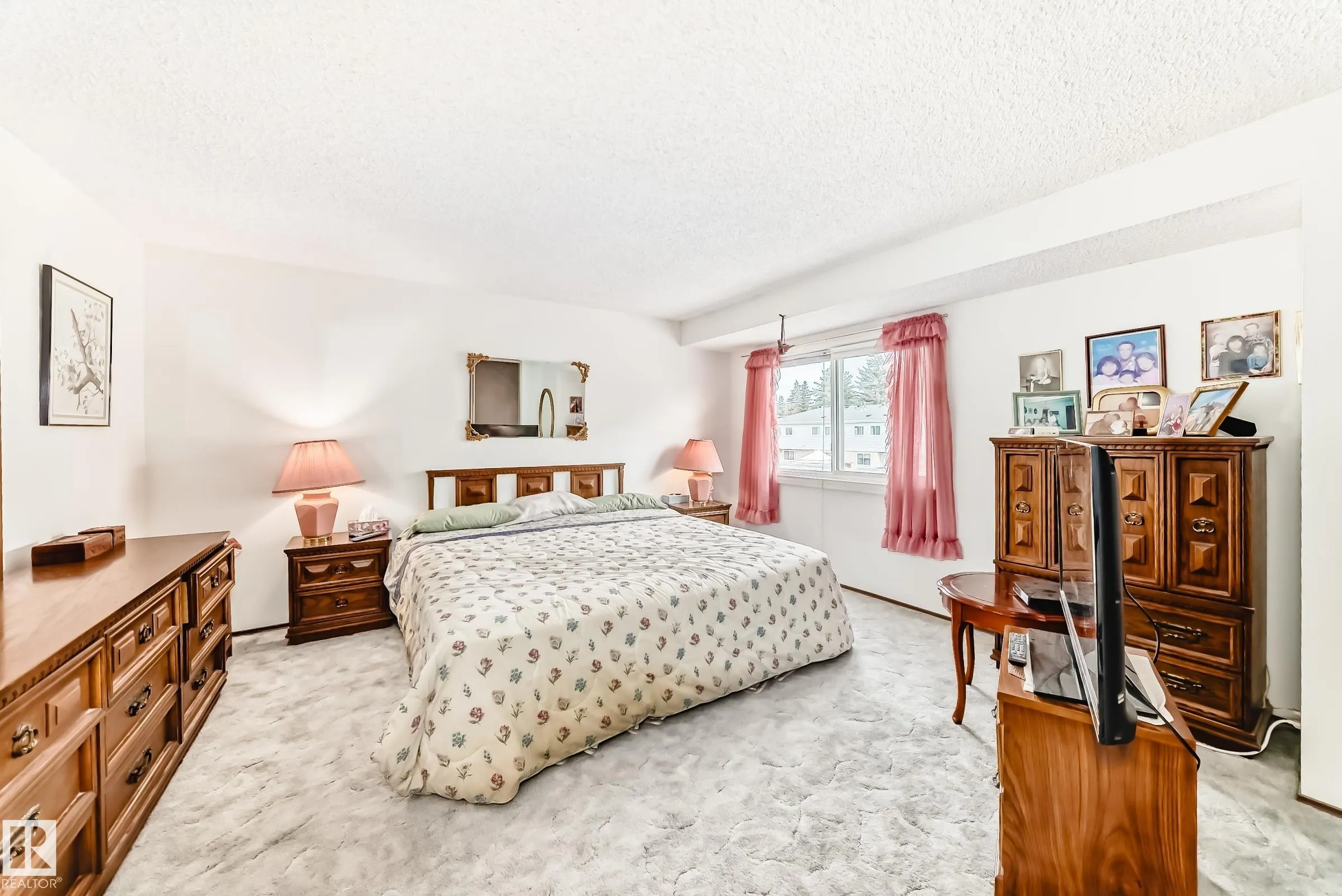 2030 BRENTWOOD Boulevard