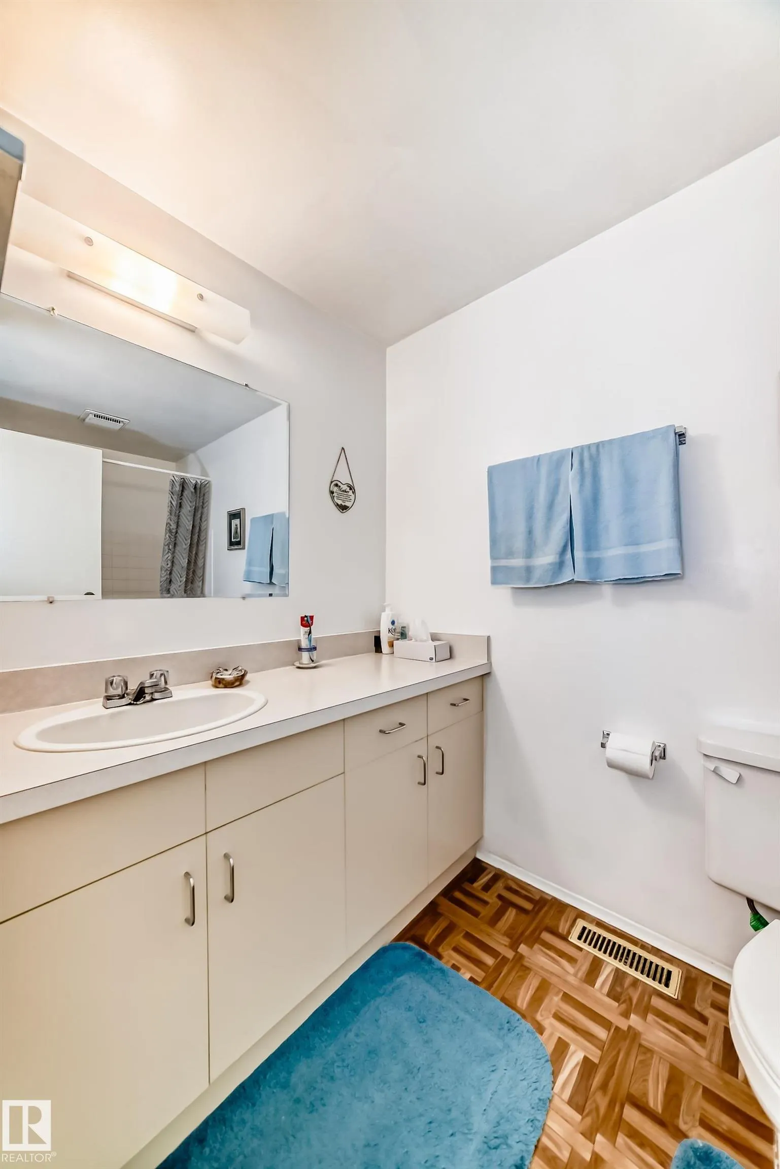 2030 BRENTWOOD Boulevard