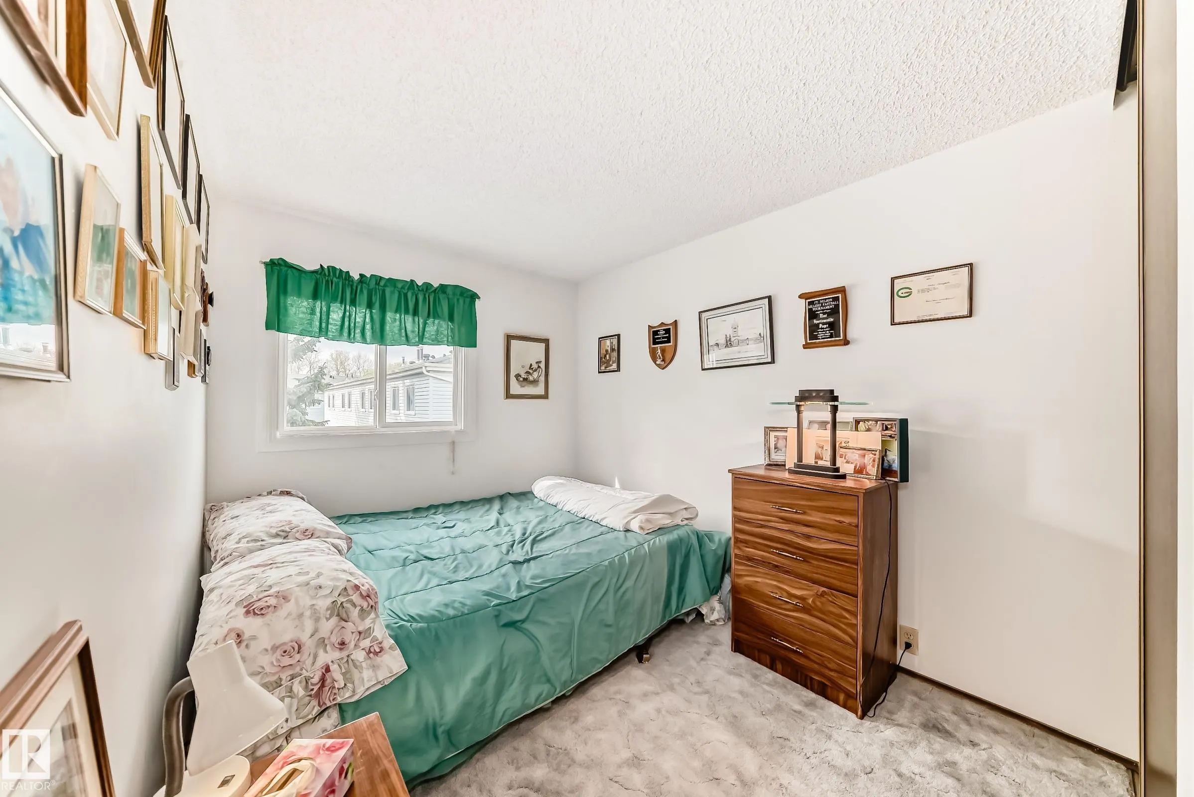 2030 BRENTWOOD Boulevard