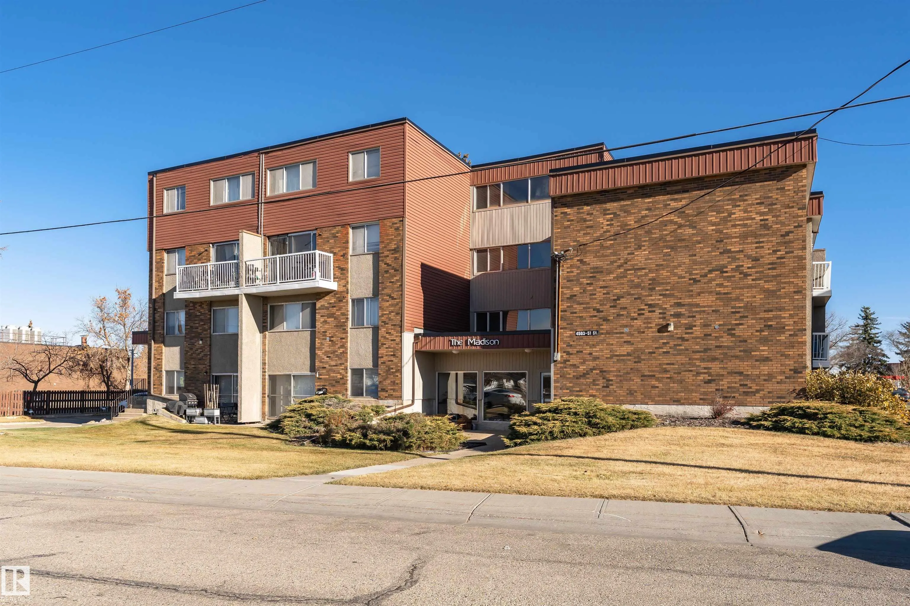 4503 51 Street