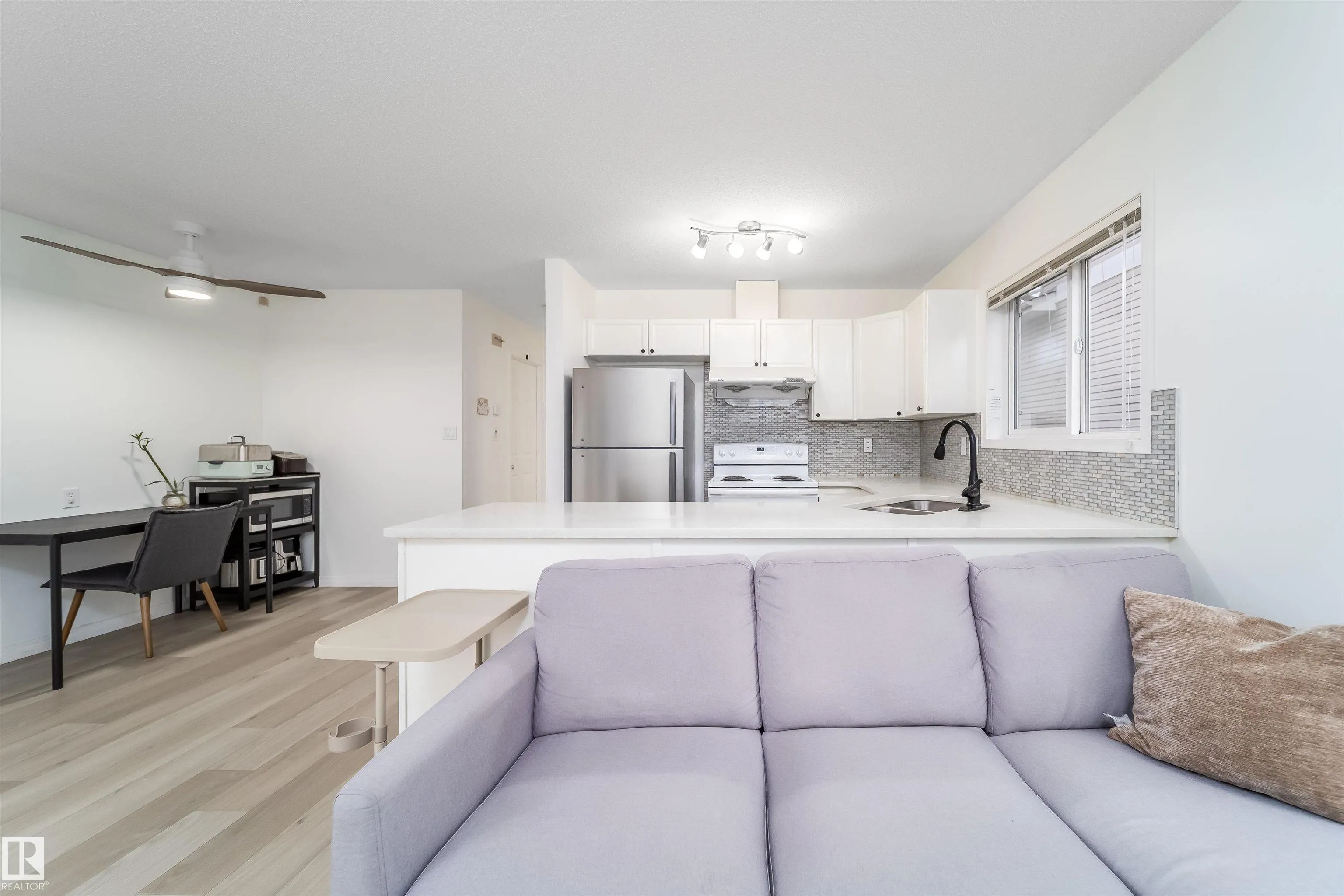 130 Hyndman Crescent