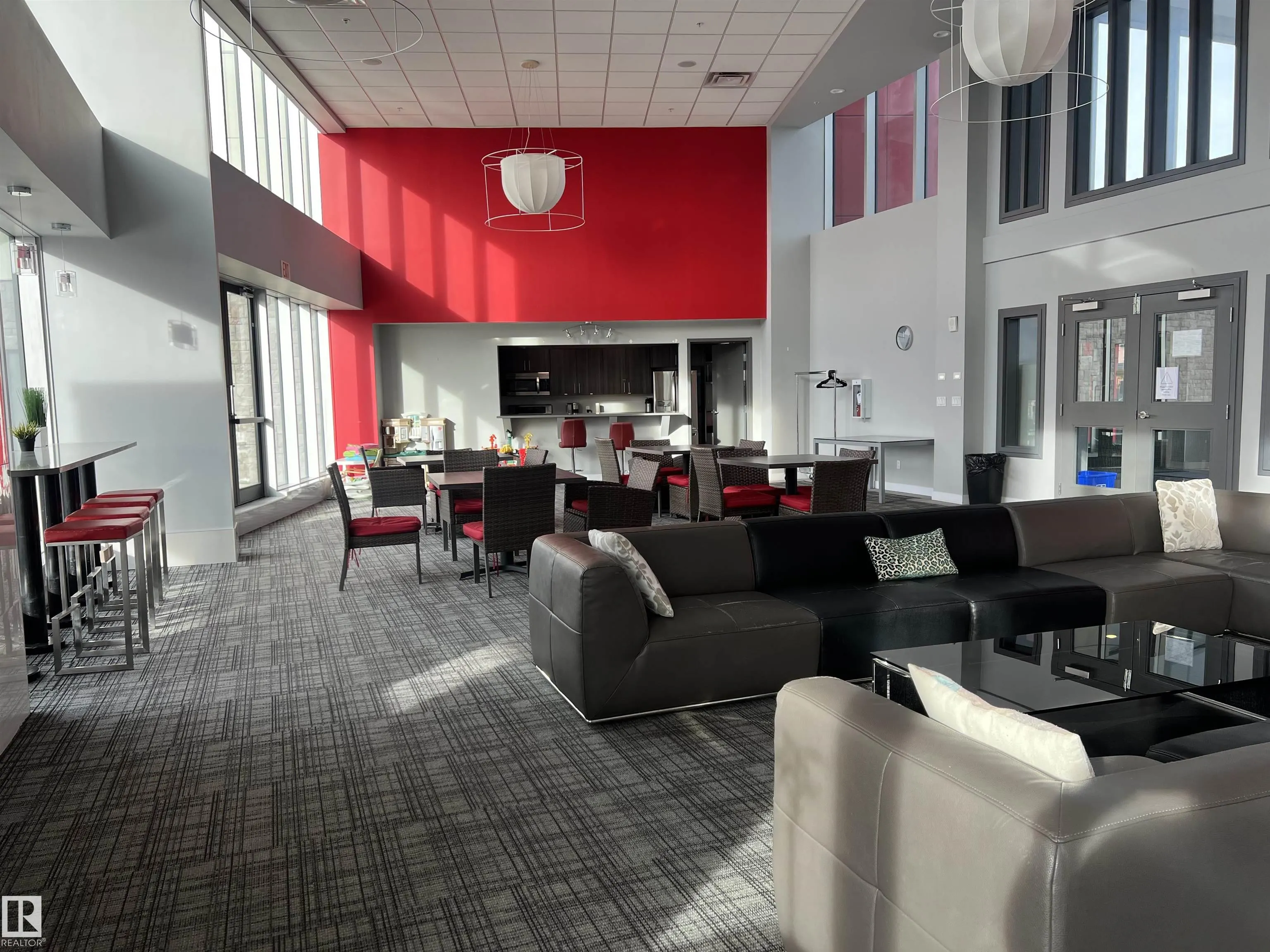 5151 WINDERMERE Boulevard