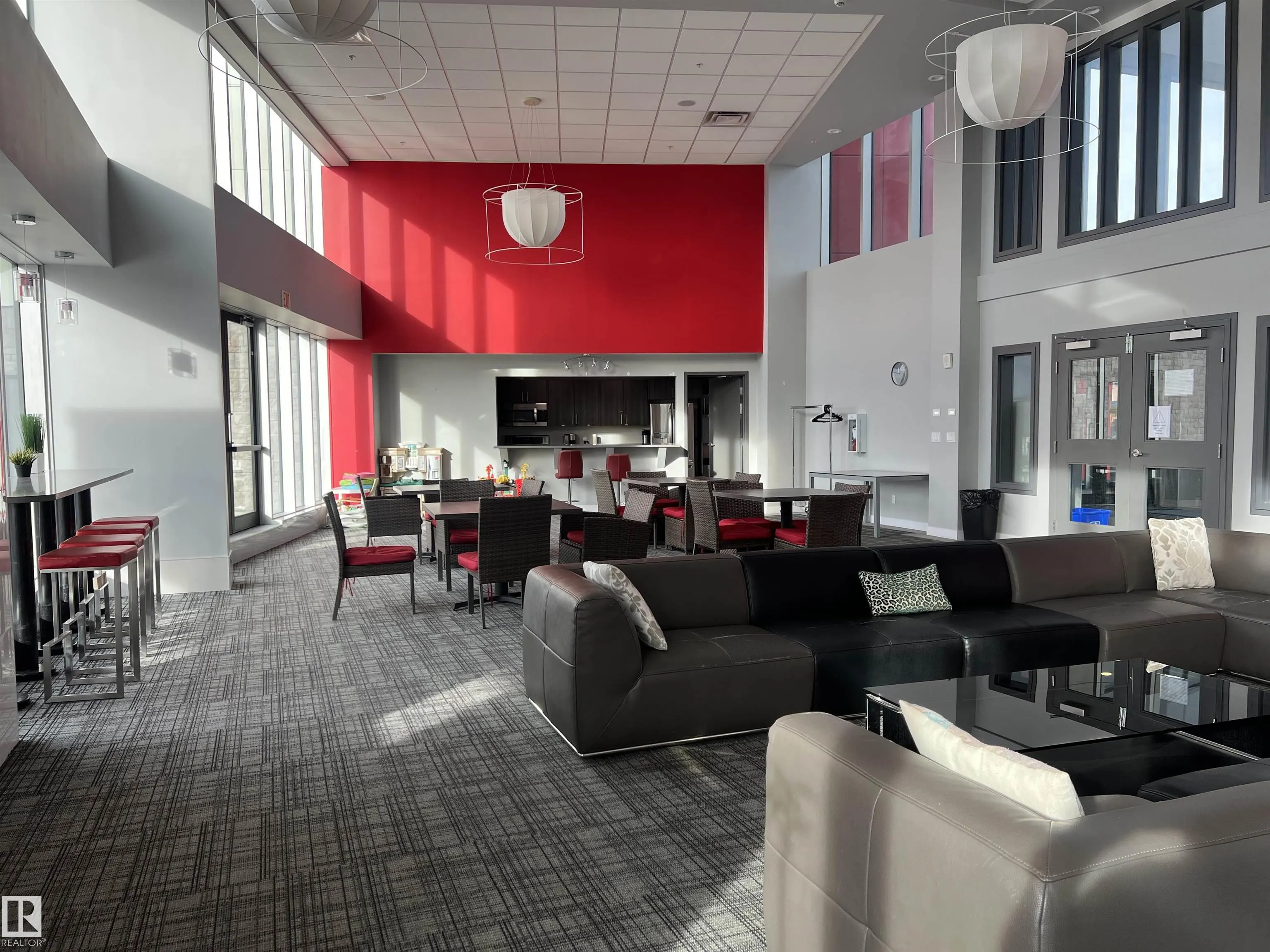 5151 WINDERMERE Boulevard