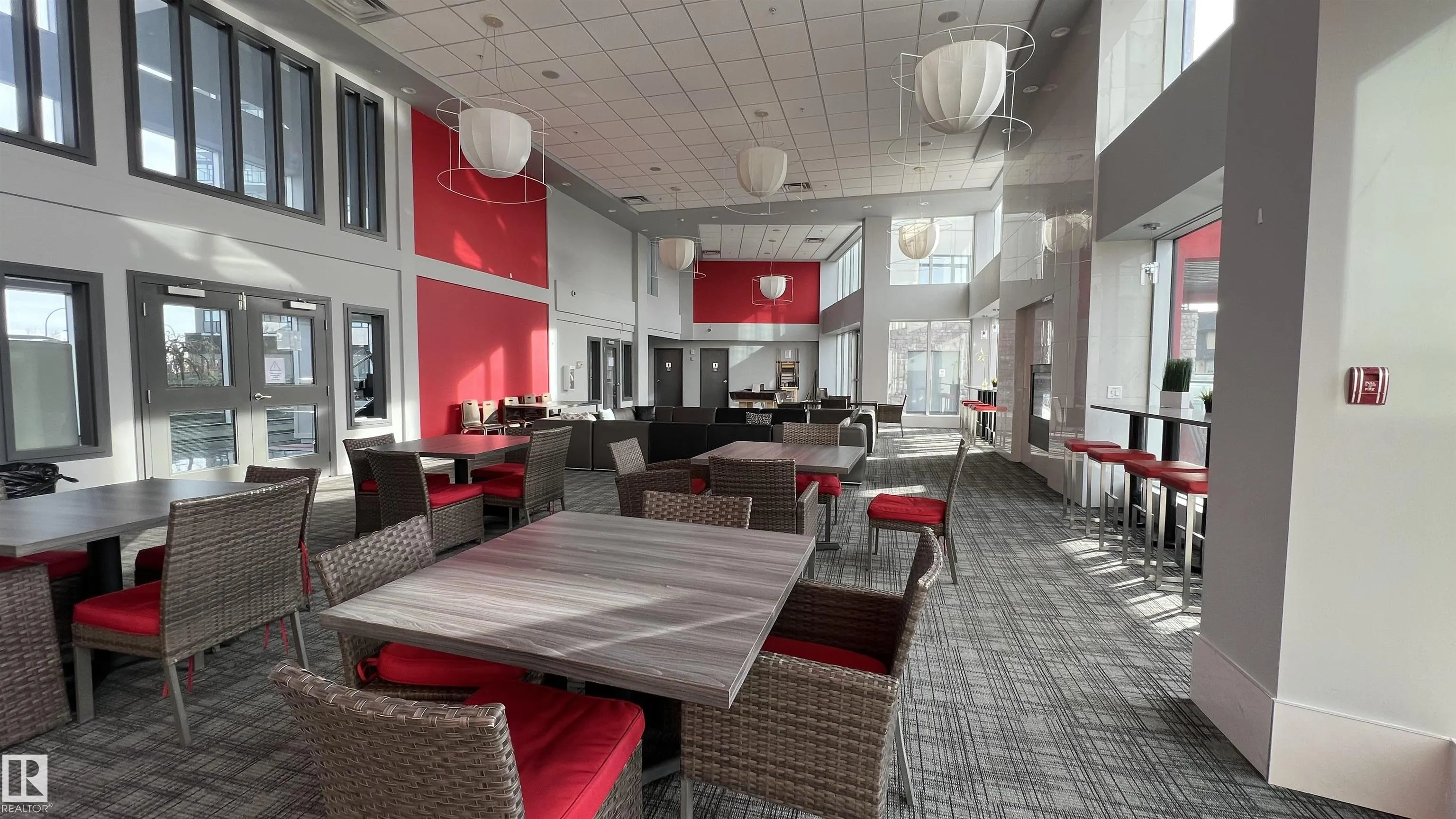 5151 WINDERMERE Boulevard