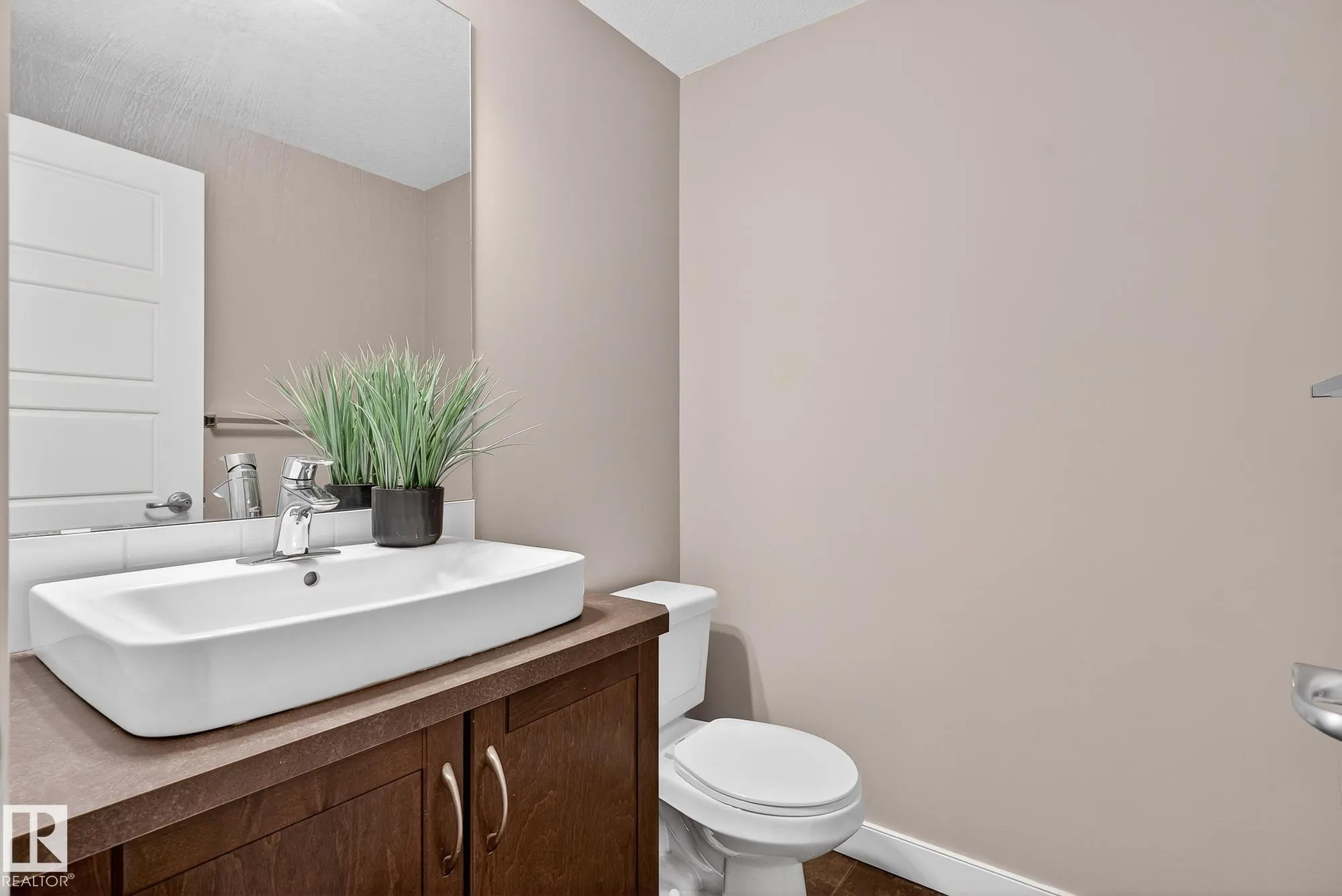 7293 SOUTH TERWILLEGAR Drive