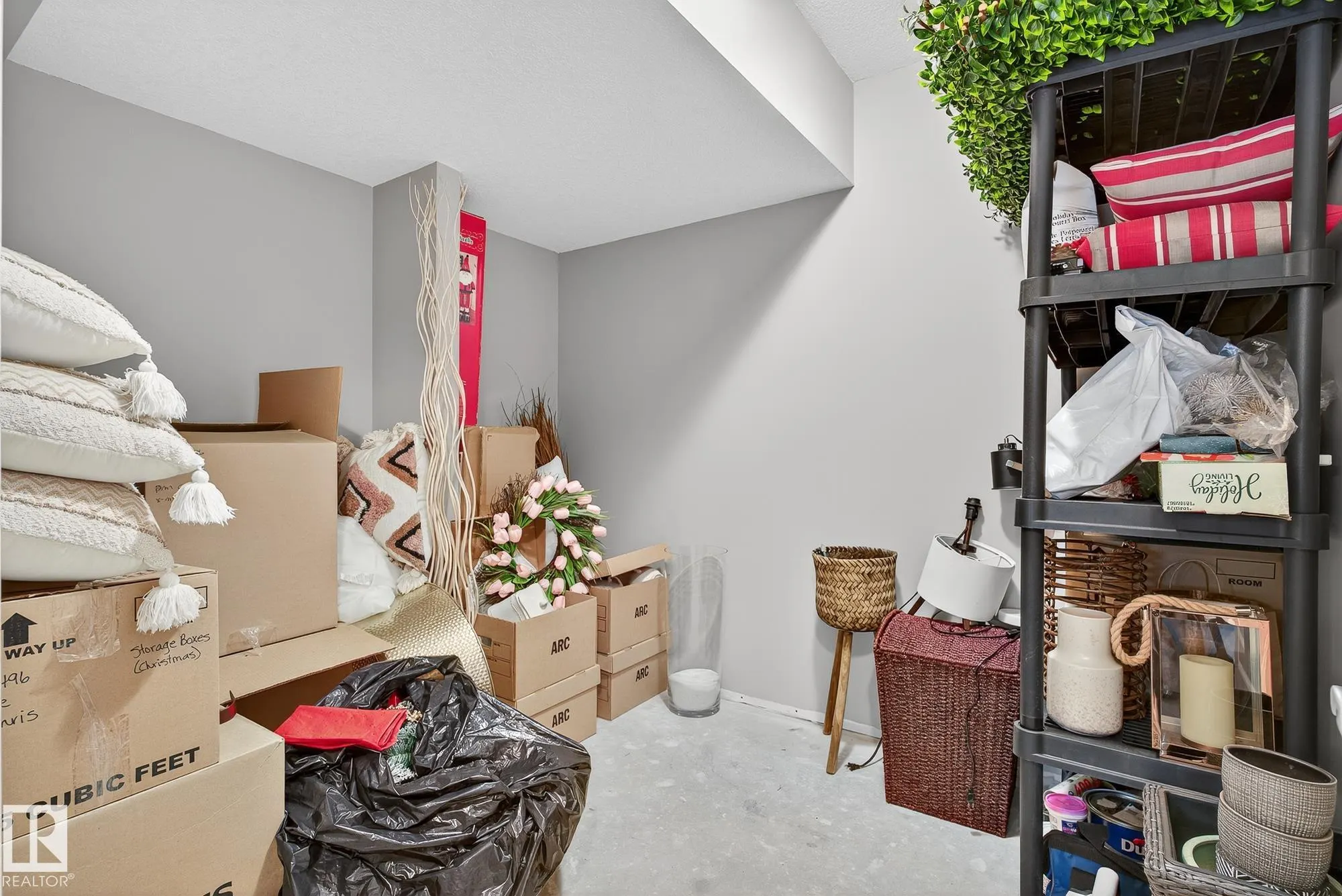 7293 SOUTH TERWILLEGAR Drive