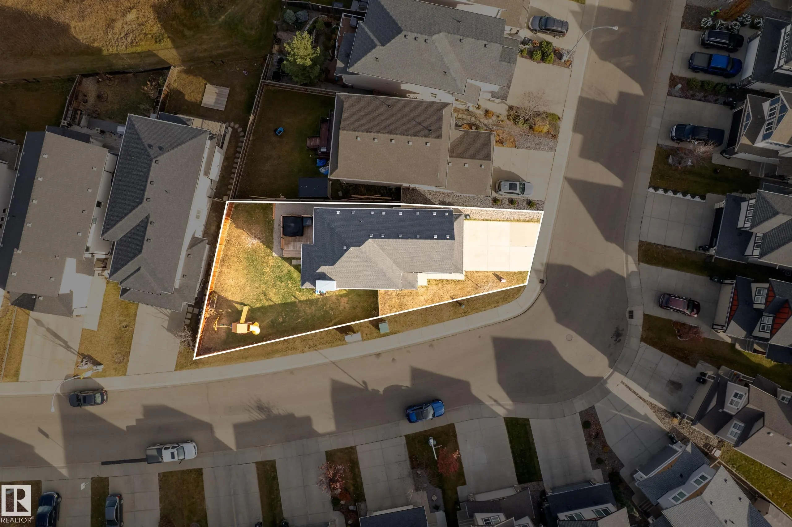 1374 SECORD LANDING Landing