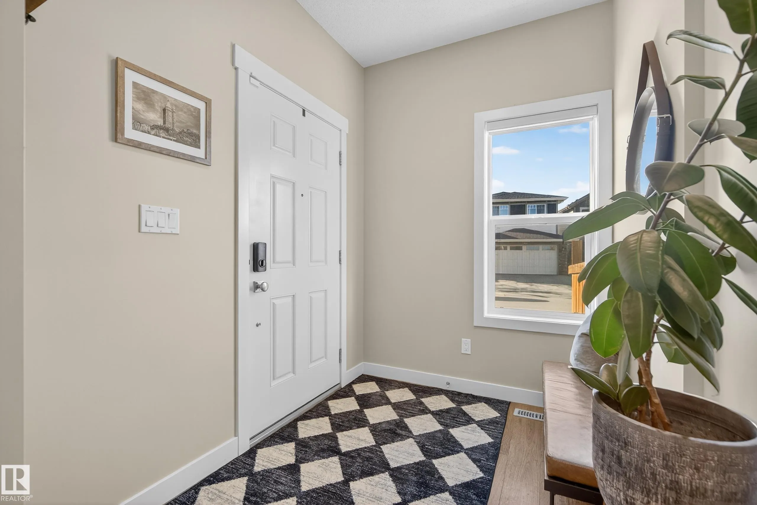 1374 SECORD LANDING Landing