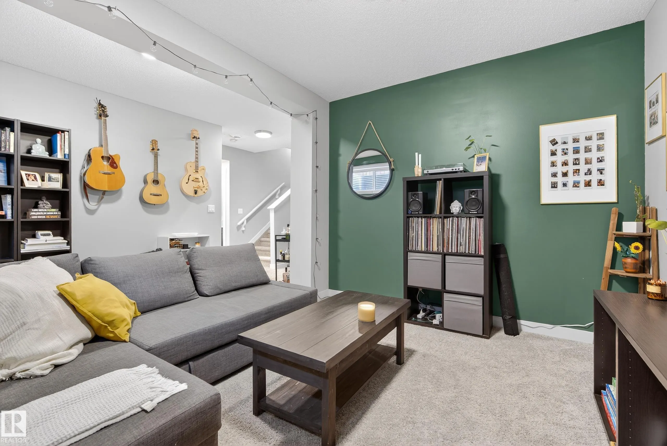 1374 SECORD LANDING Landing