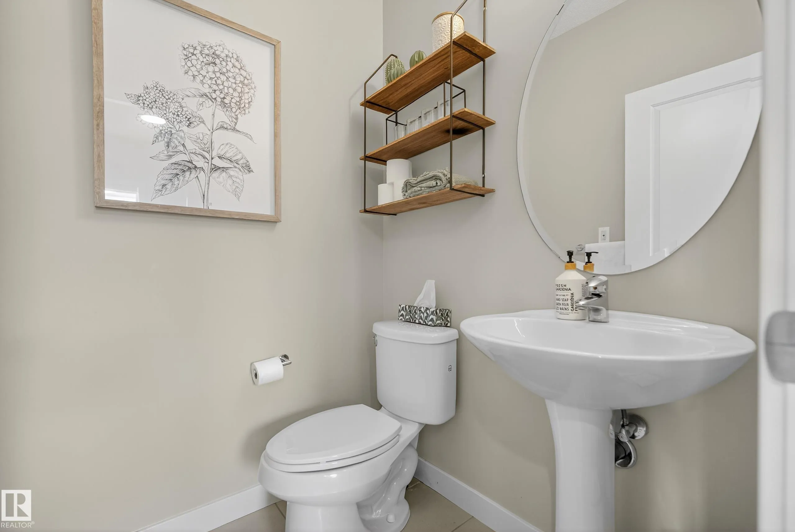 1374 SECORD LANDING Landing