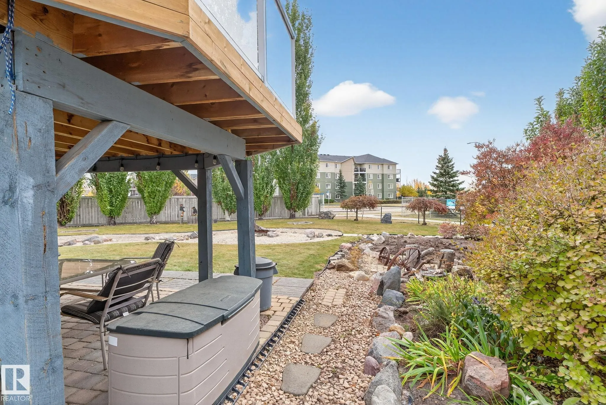 576 GLENWRIGHT Crescent