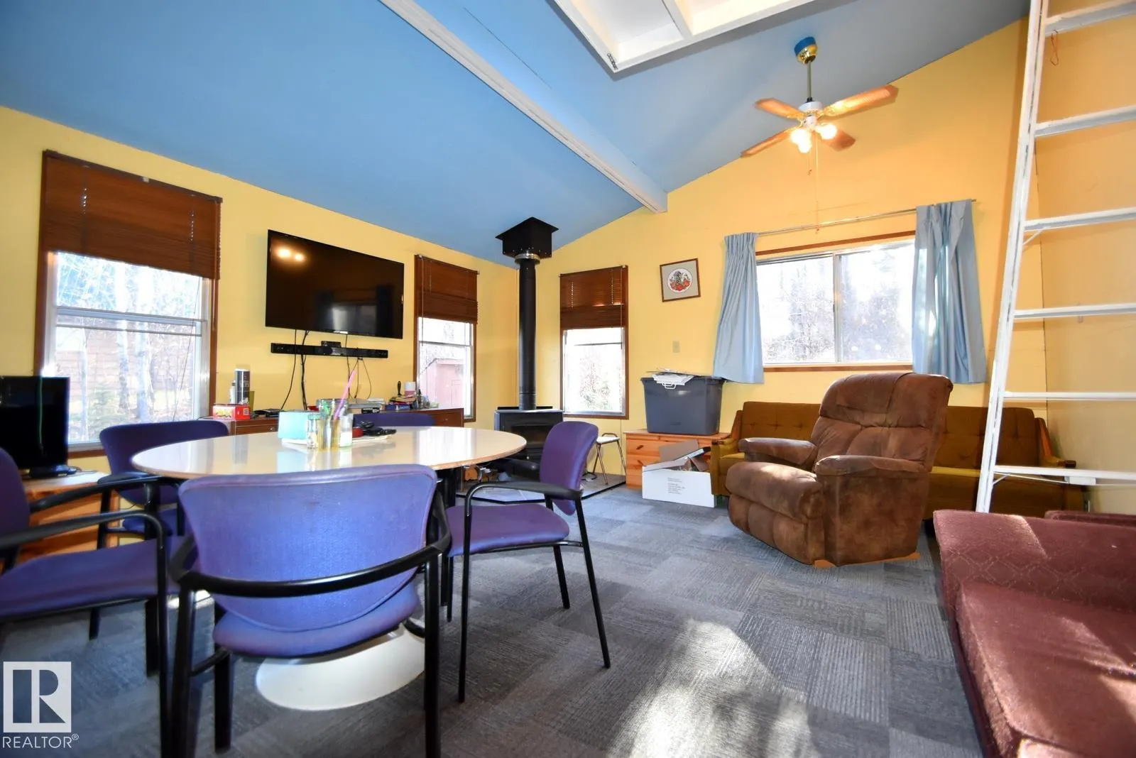 37 (31) Golden Sands Drive (Golden Nodding)