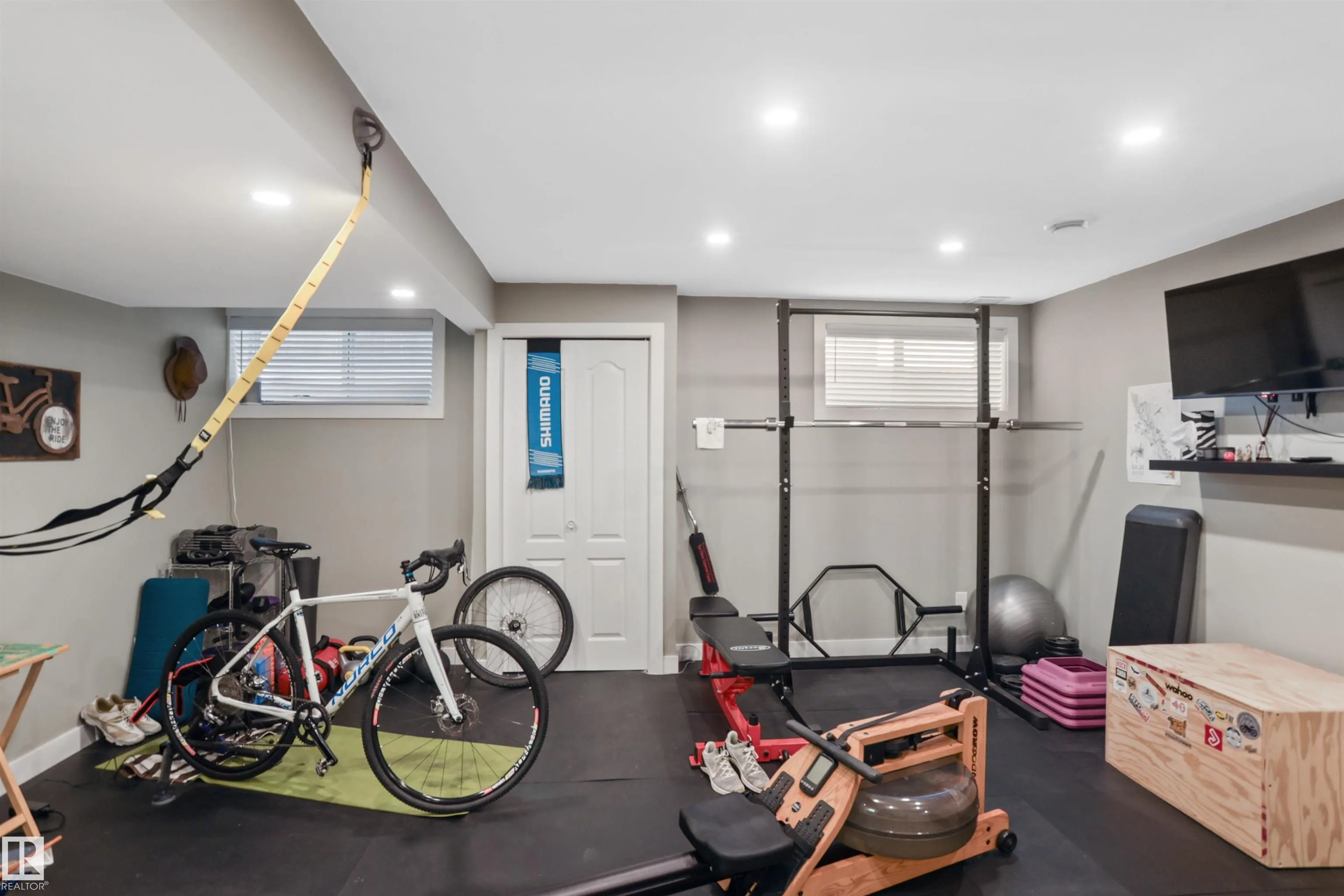 1433 HIGHWOOD Boulevard