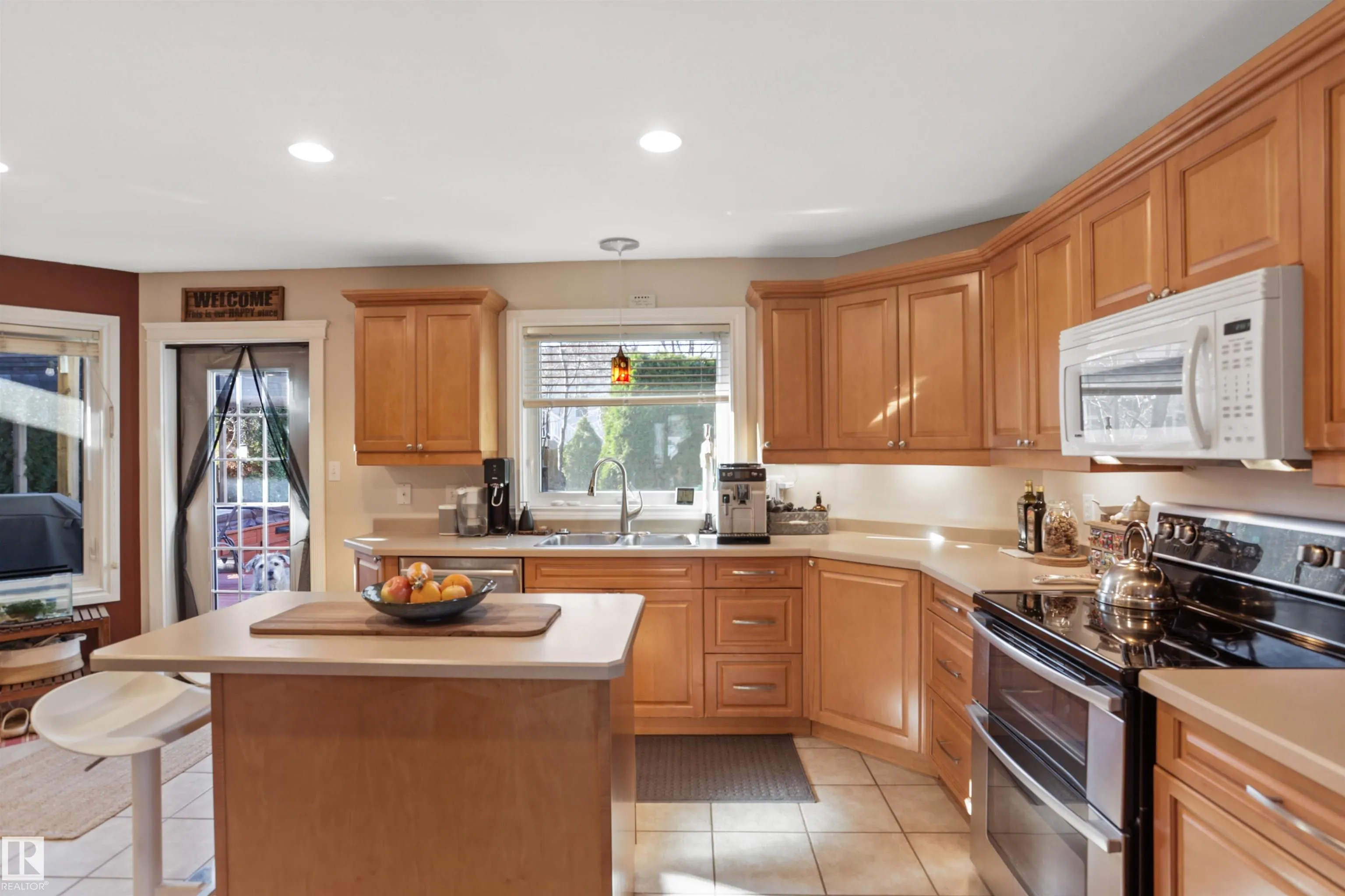 1433 HIGHWOOD Boulevard