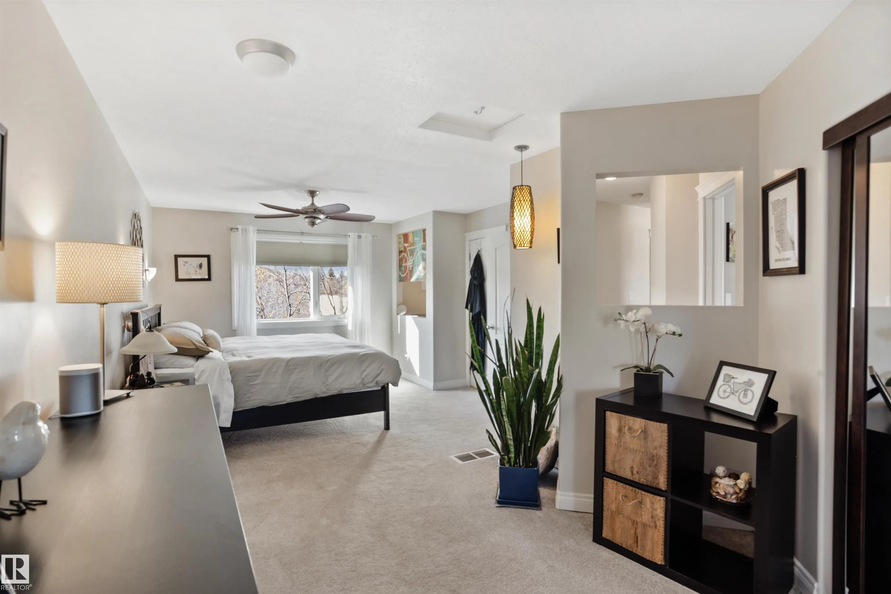 1433 HIGHWOOD Boulevard