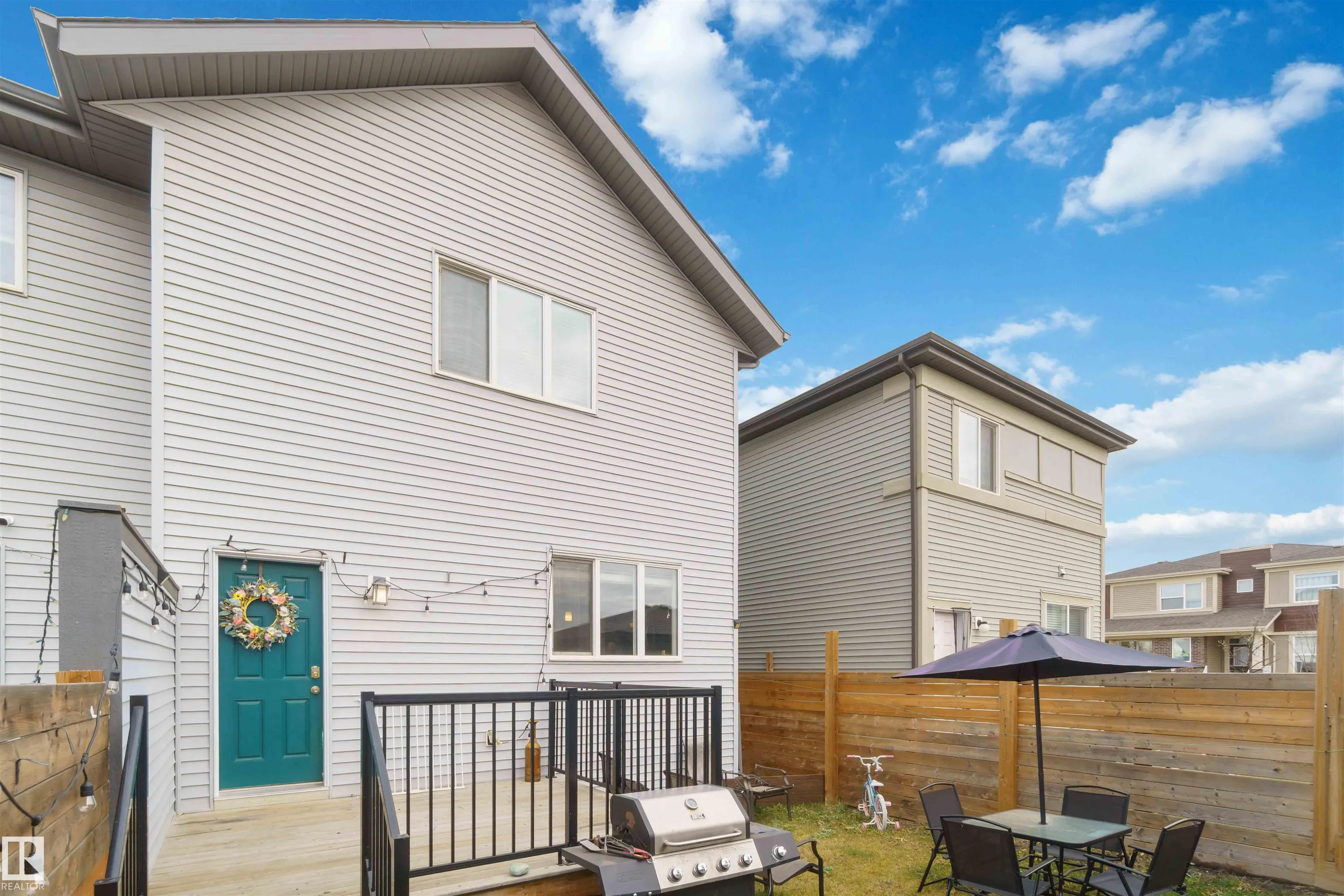 392 CHARLESWORTH Drive