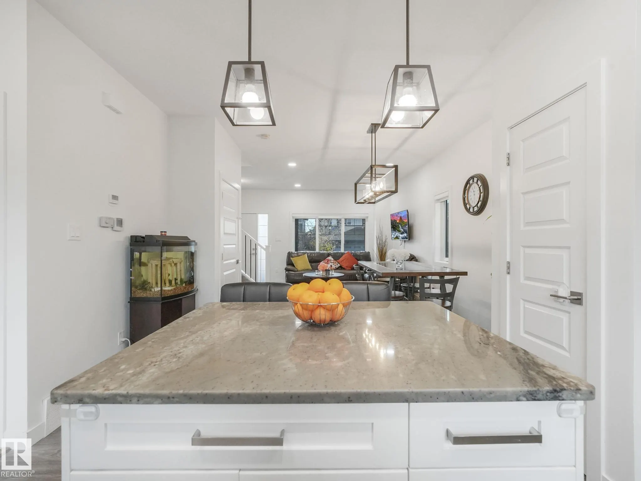 3807 WEIDLE Crescent