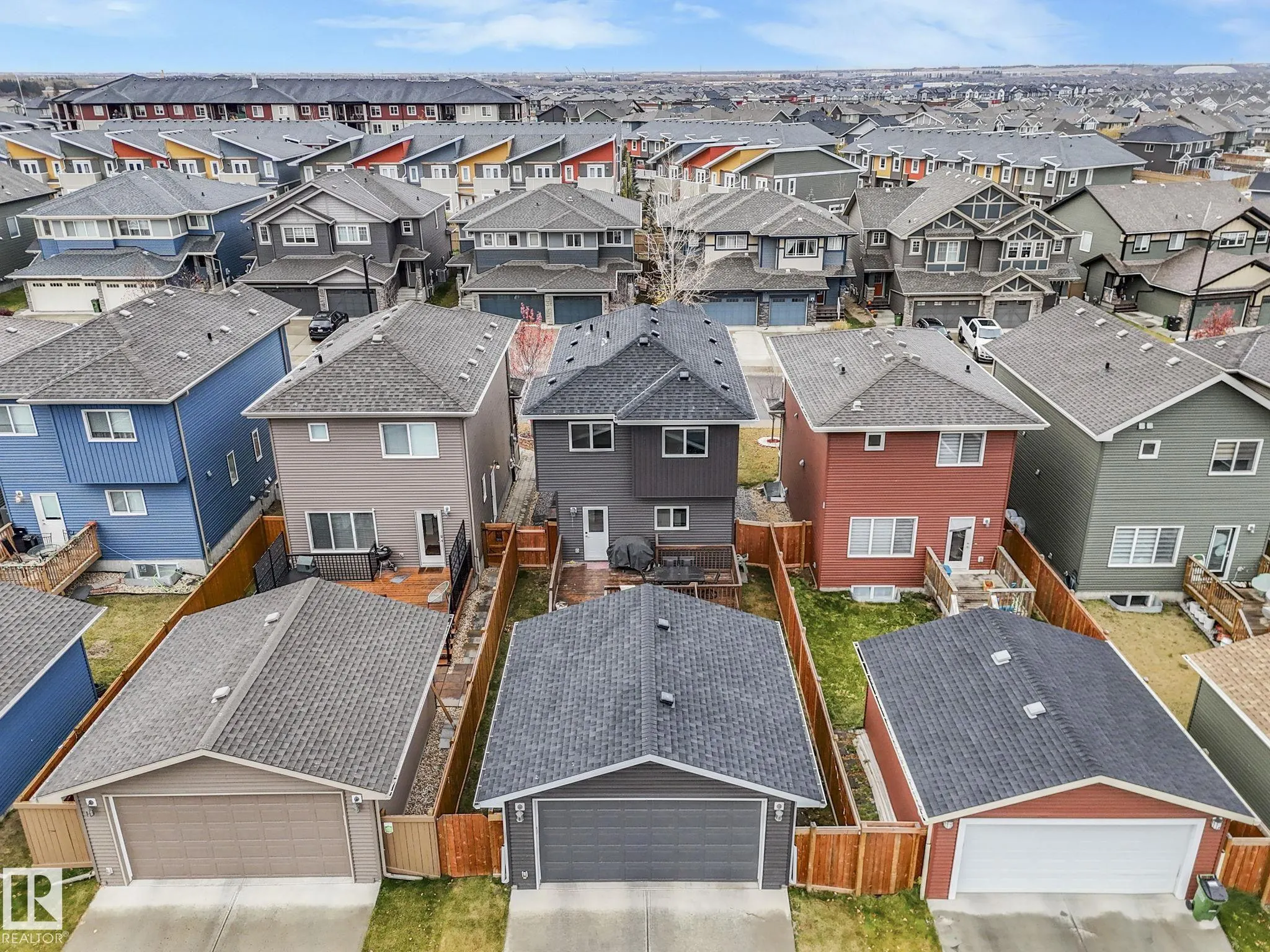 3807 WEIDLE Crescent