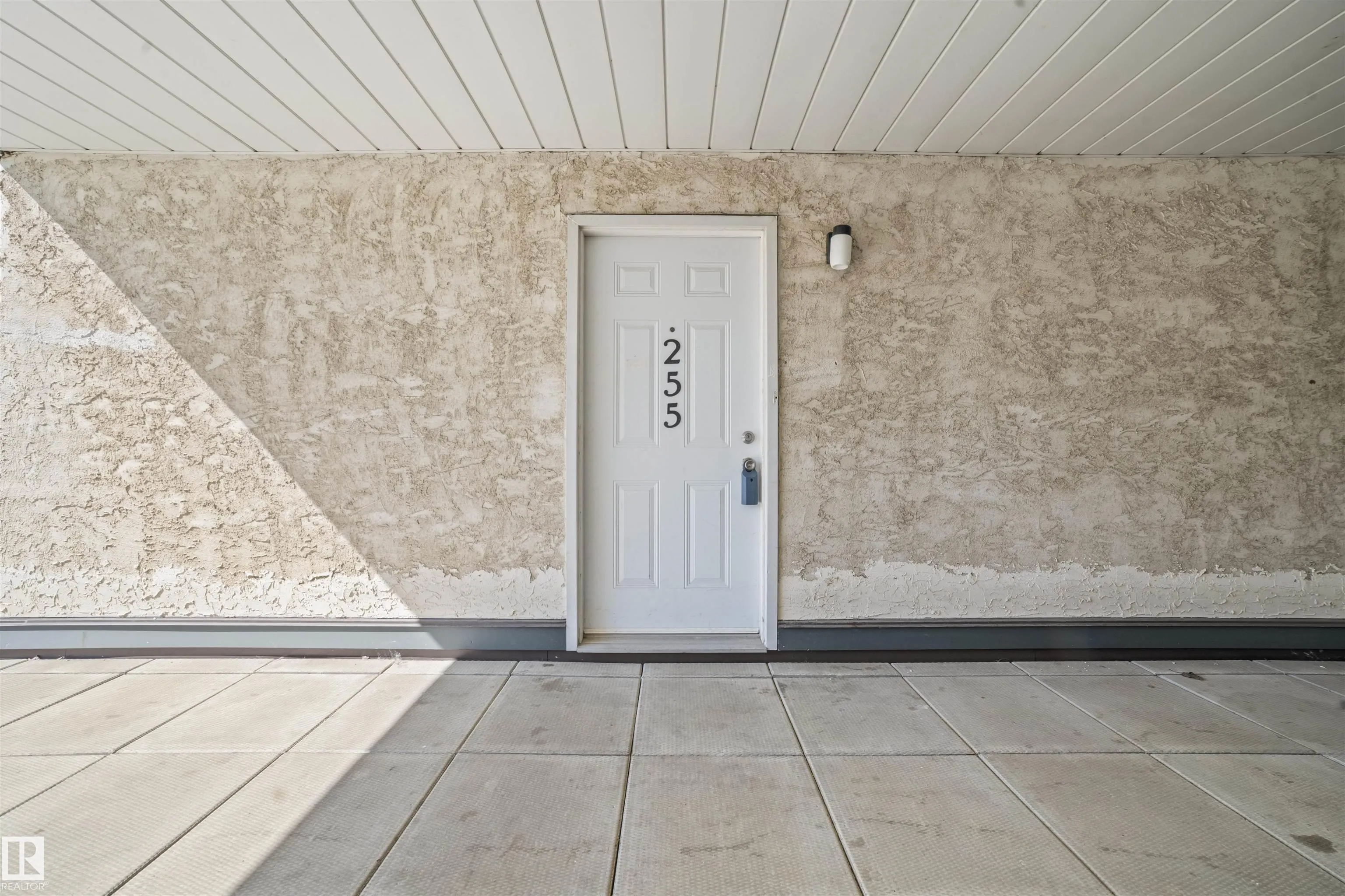 255 LANCASTER Terrace