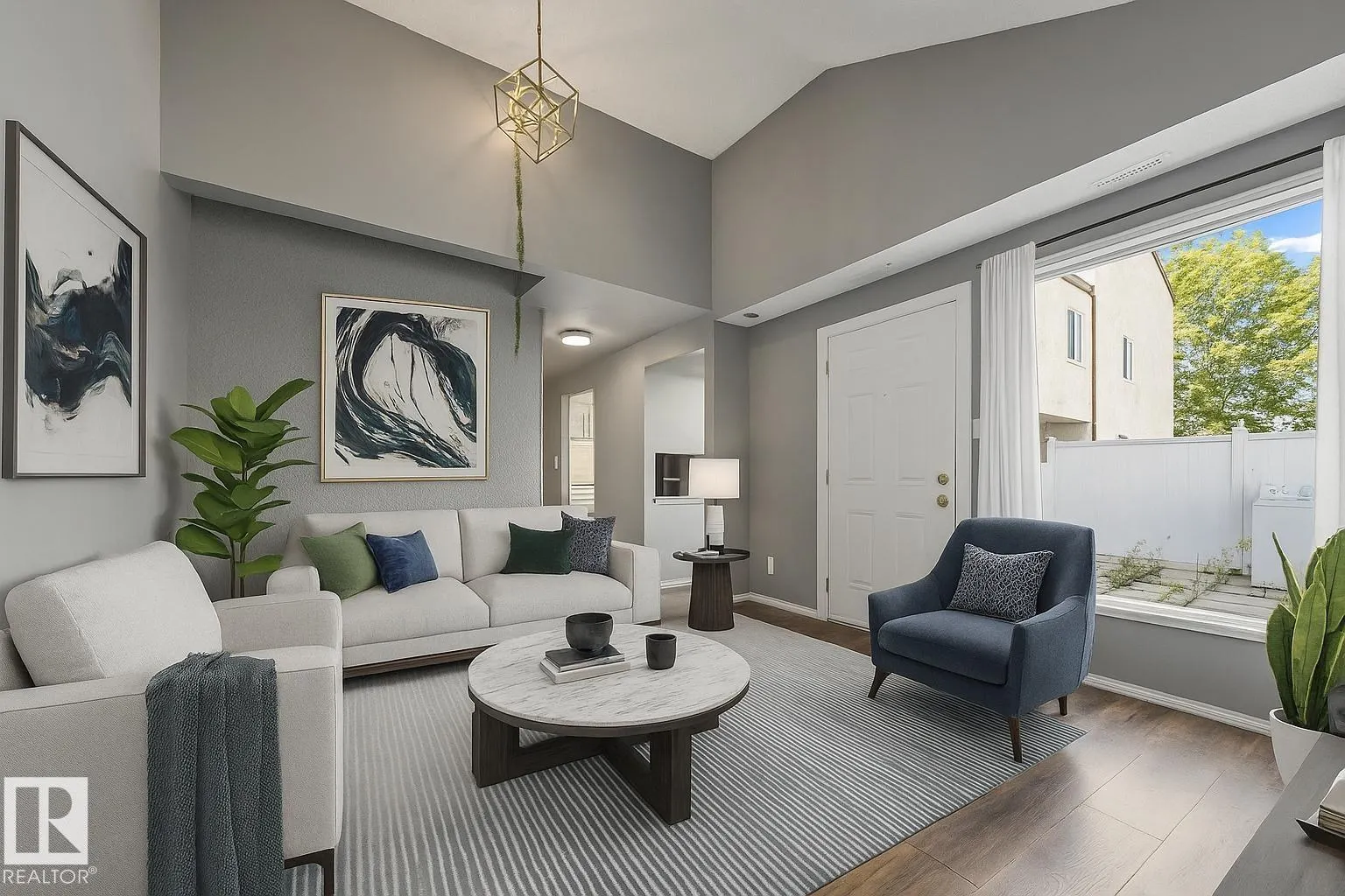 255 LANCASTER Terrace