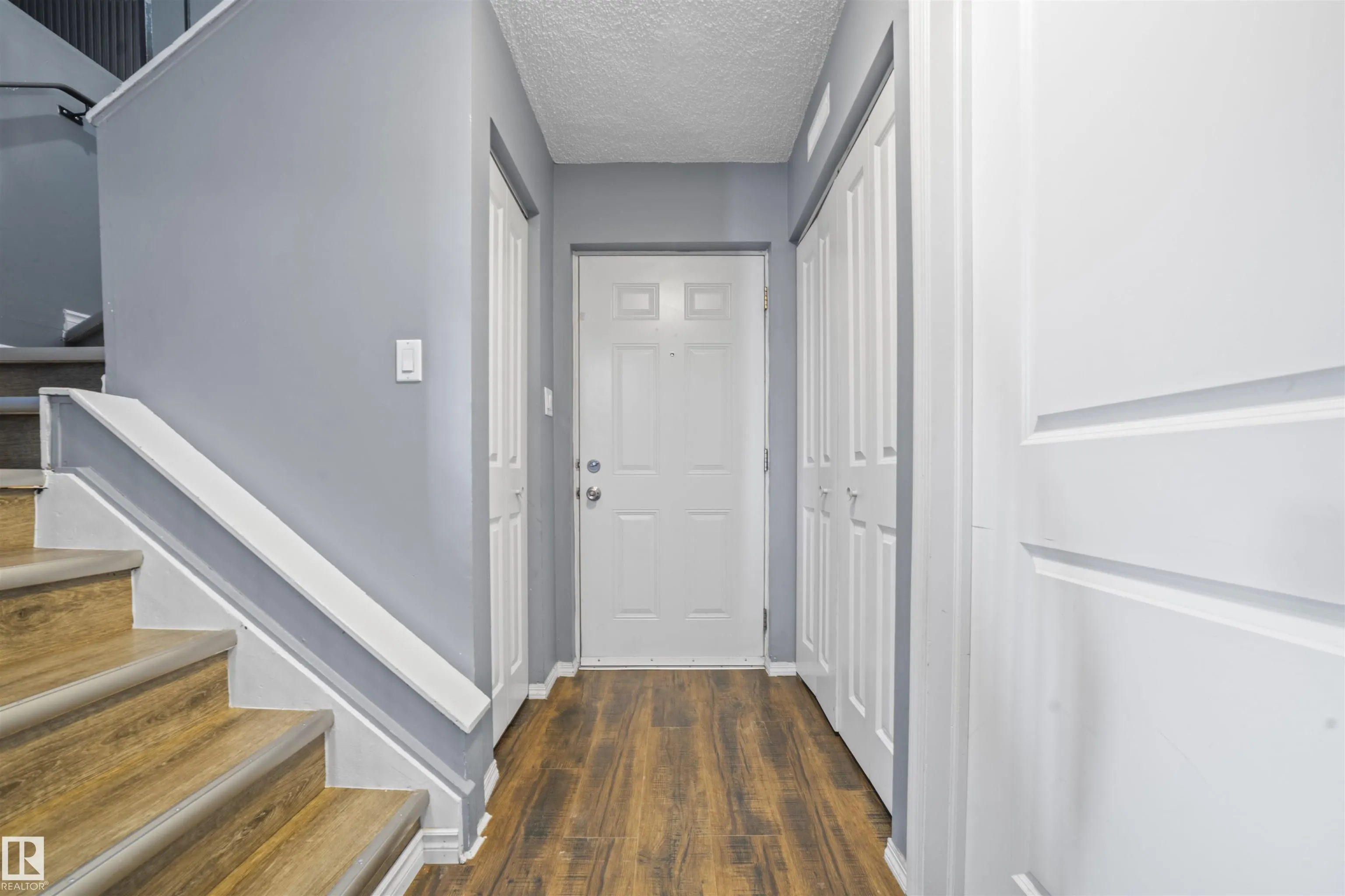 255 LANCASTER Terrace