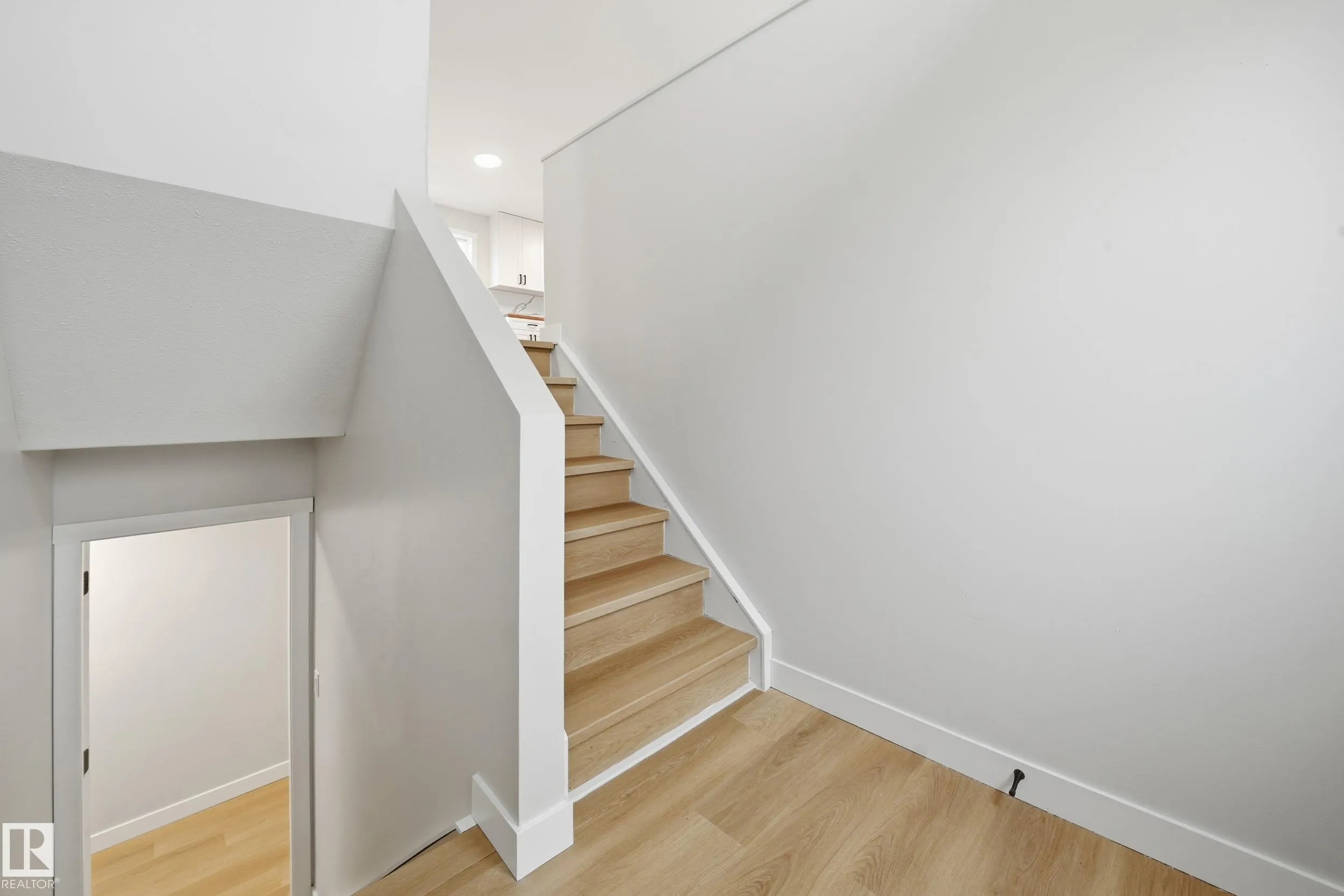 120 Premiere Crescent