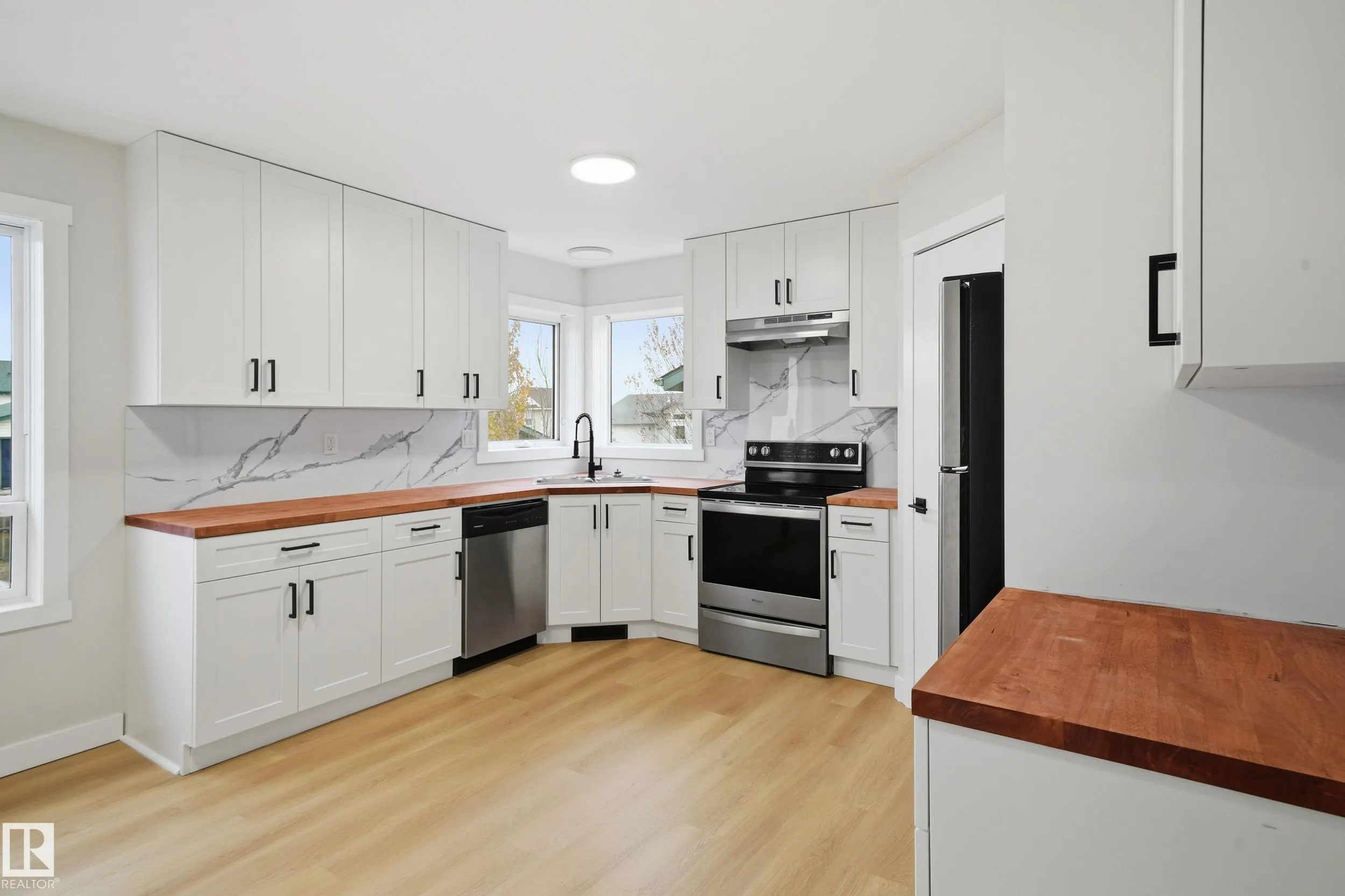 120 Premiere Crescent