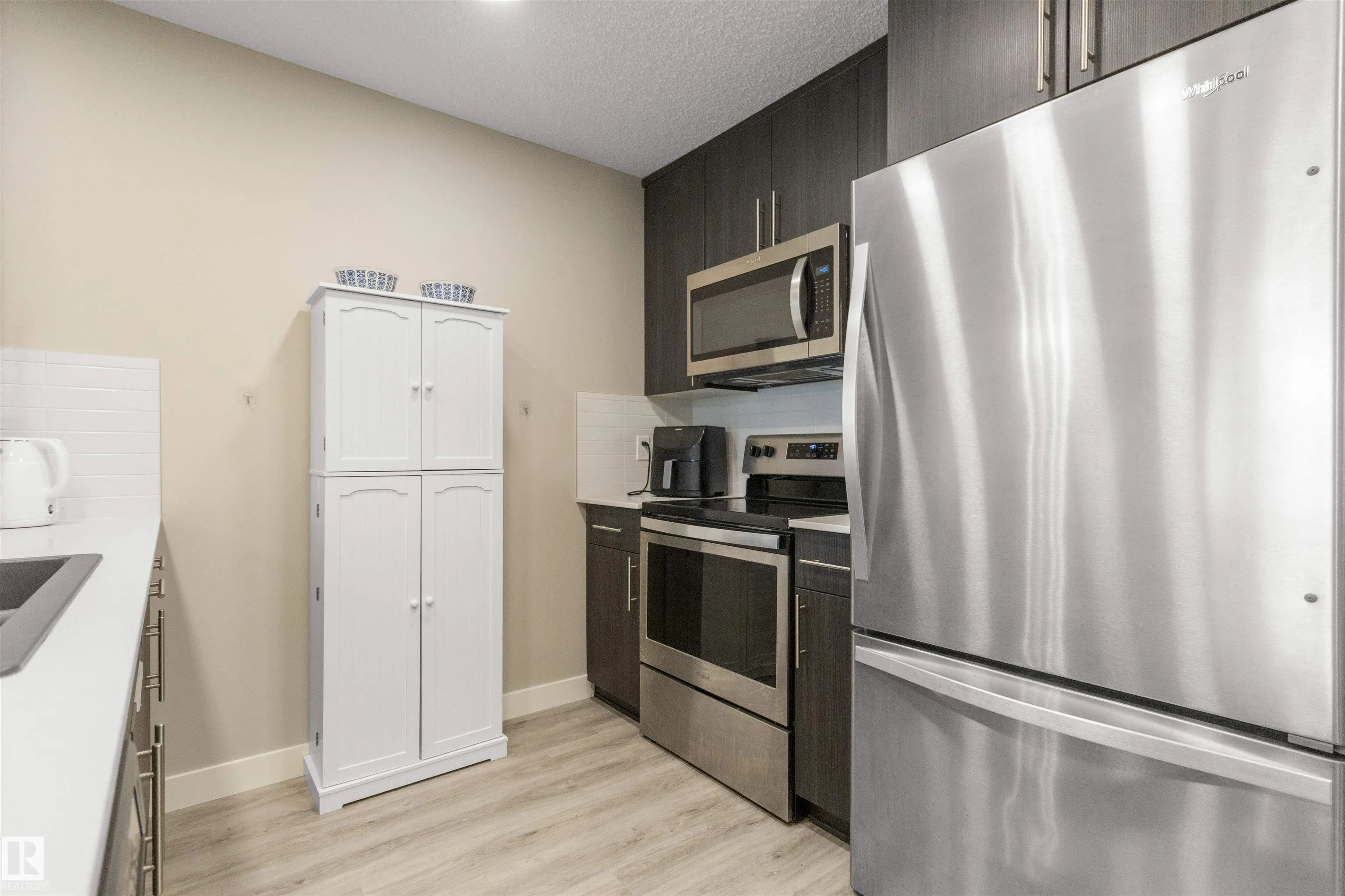 1506 TAMARACK Boulevard